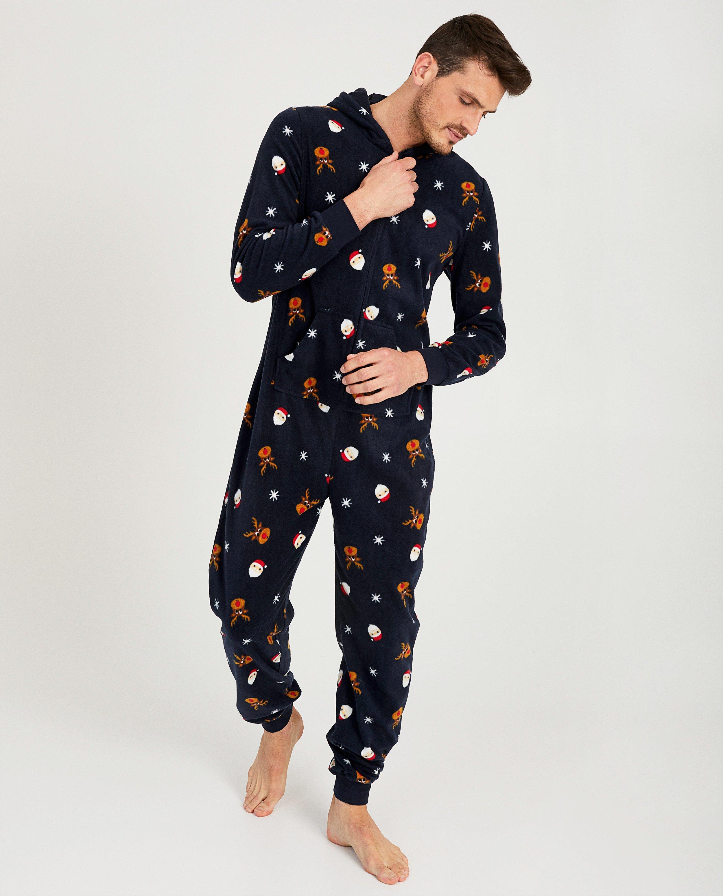 Blauwe Rudolf-onesie - #familystoriesJBC - JBC