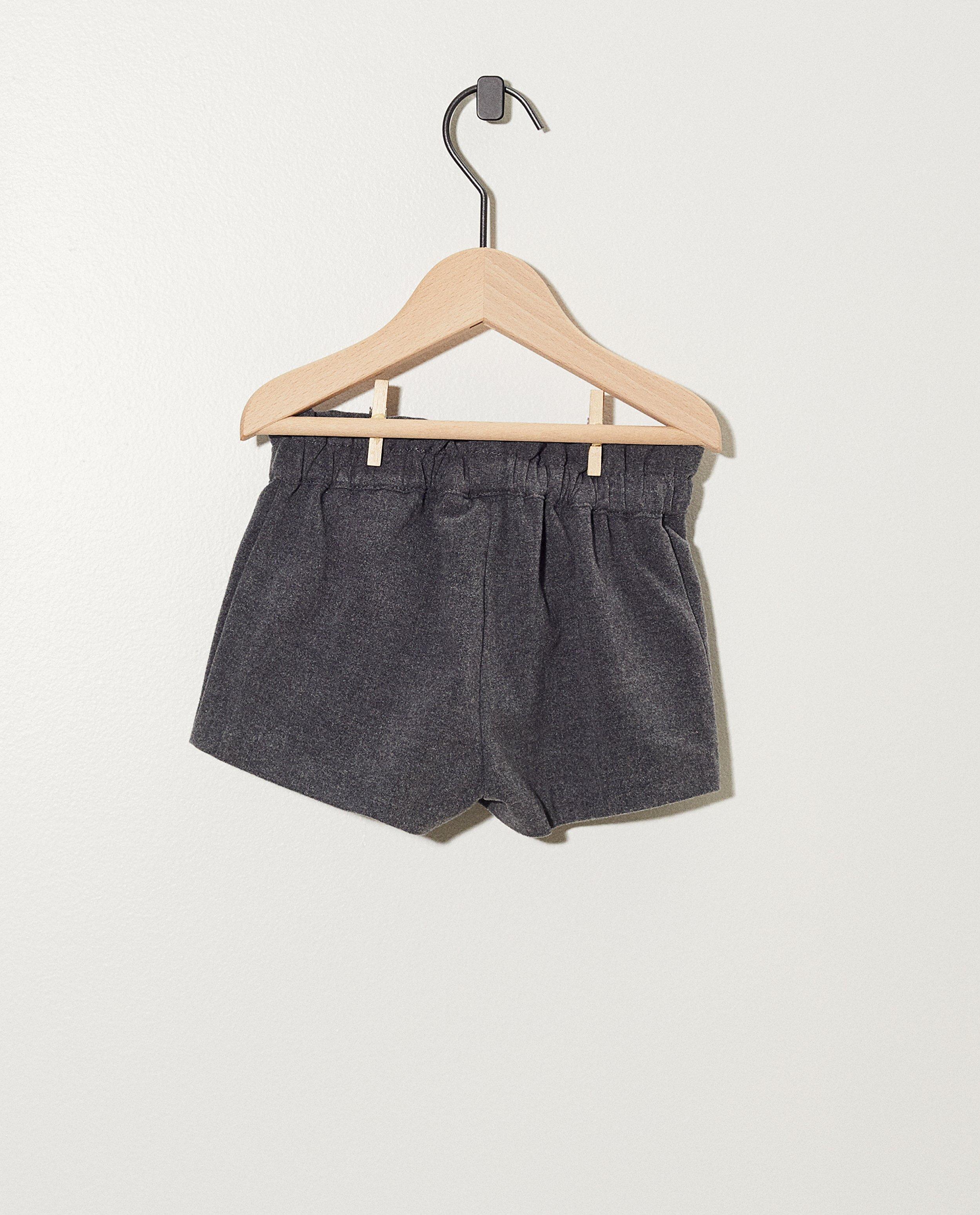 Grijze short - Product Detail - grijs - afbeelding nummer 2