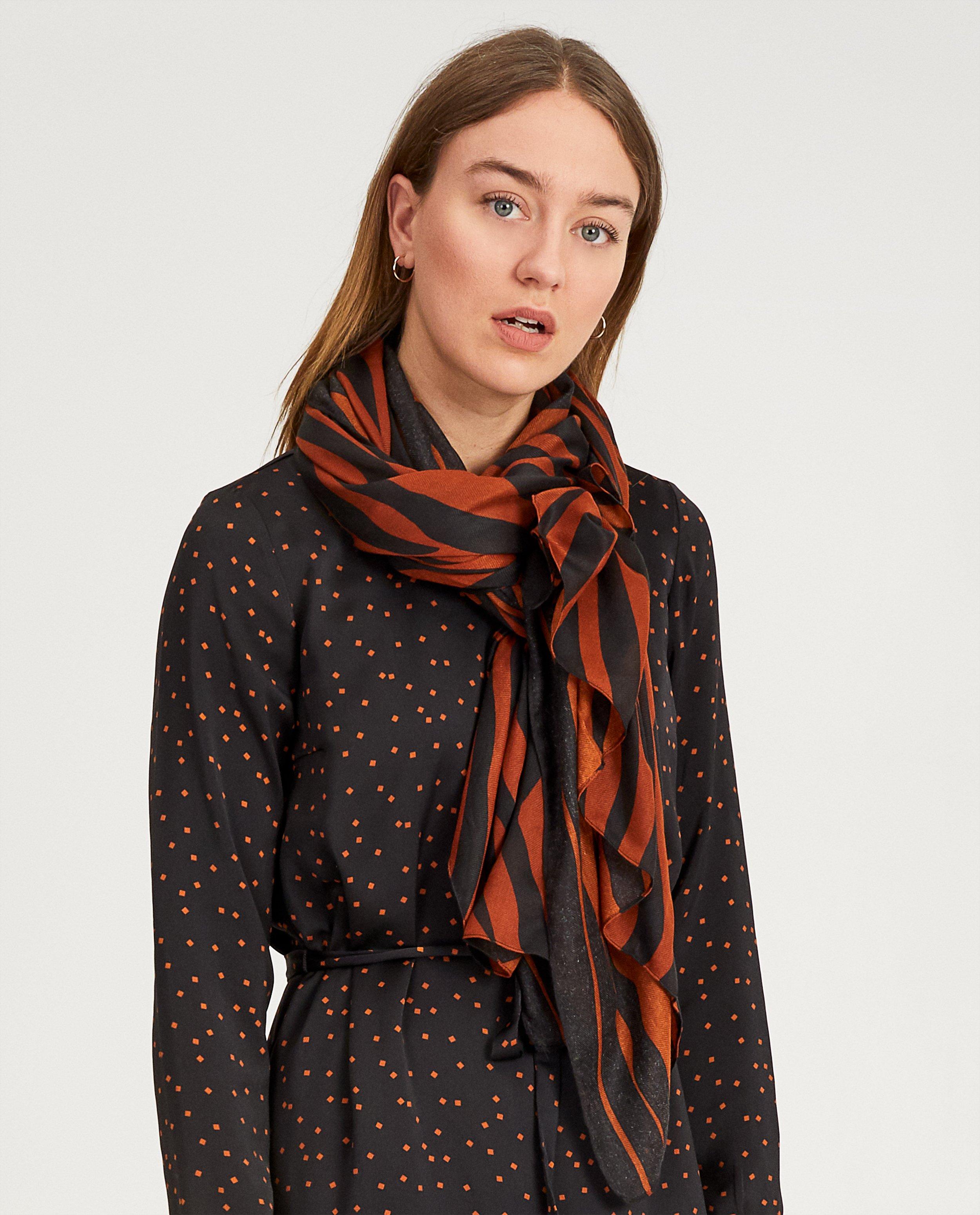 Sjaal met dierenprint Pieces - Product Detail - bruin - afbeelding nummer 1