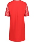 Kleedjes - Rode jurk met mouwen van kant