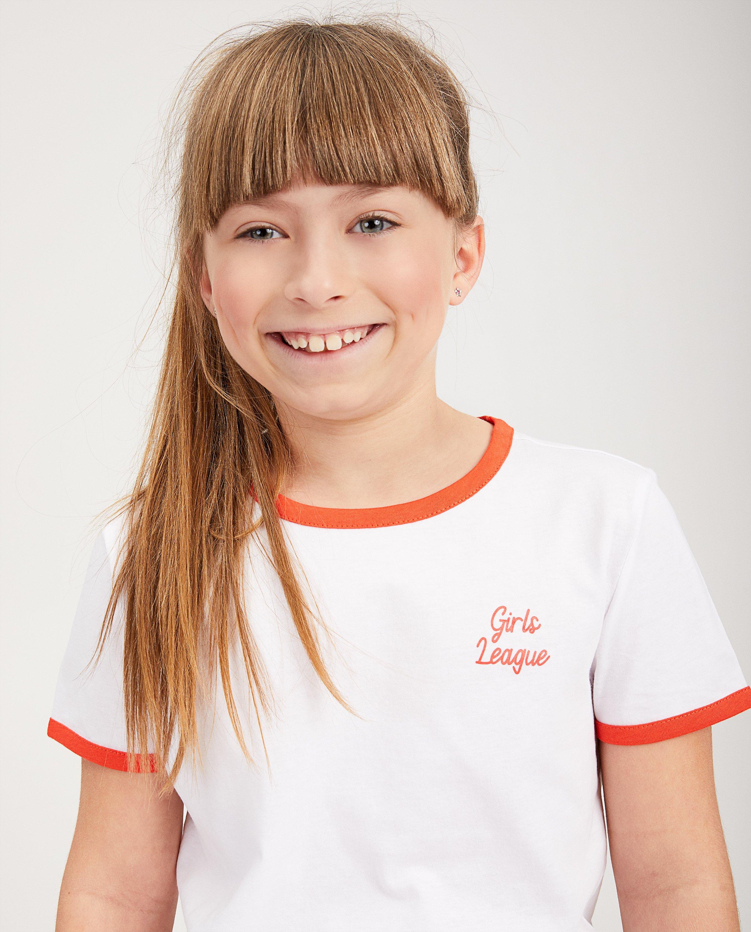 T-shirts - Wit T-shirt met opschrift BESTies