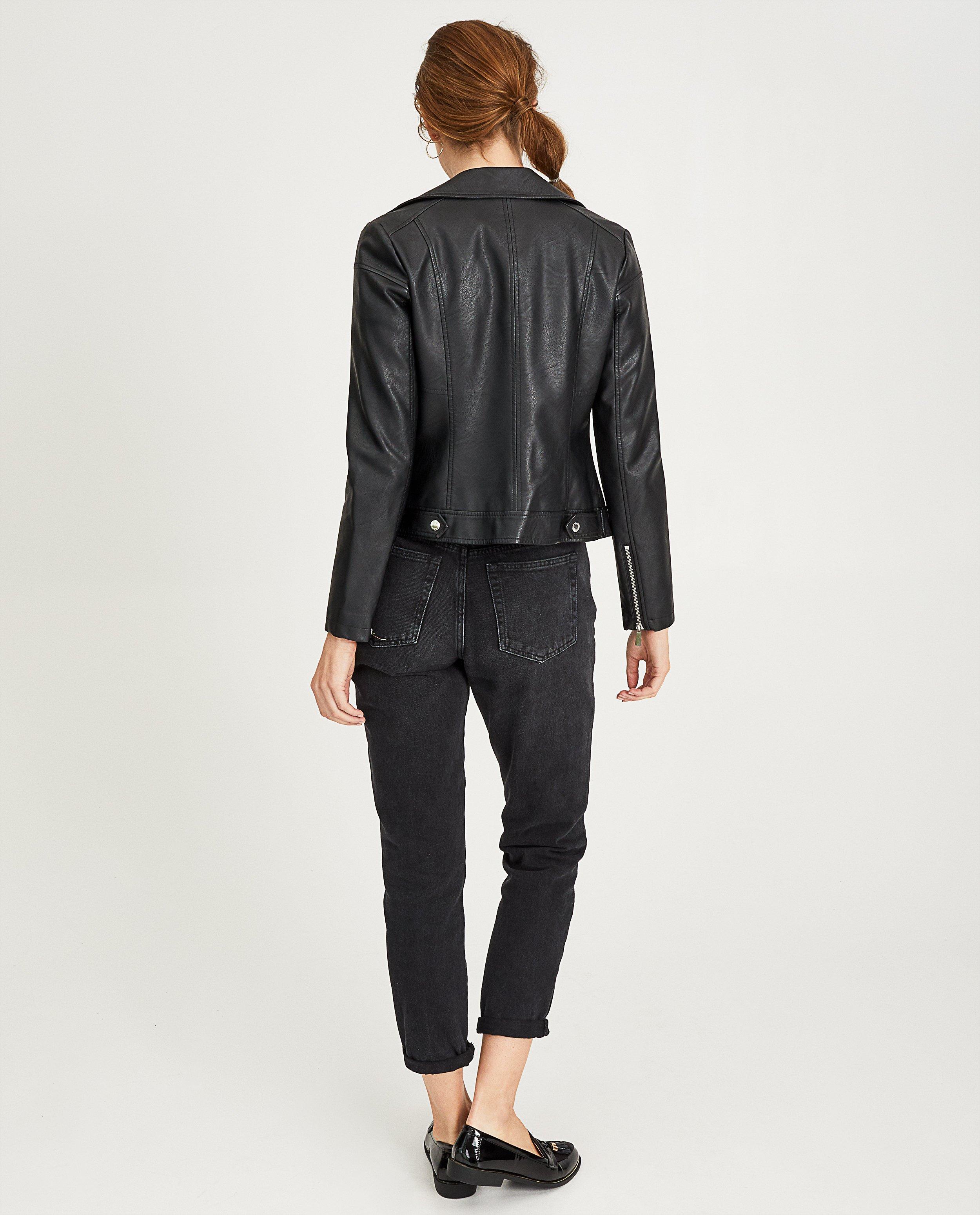 Blazers - Zwarte faux-lederen jas Sora