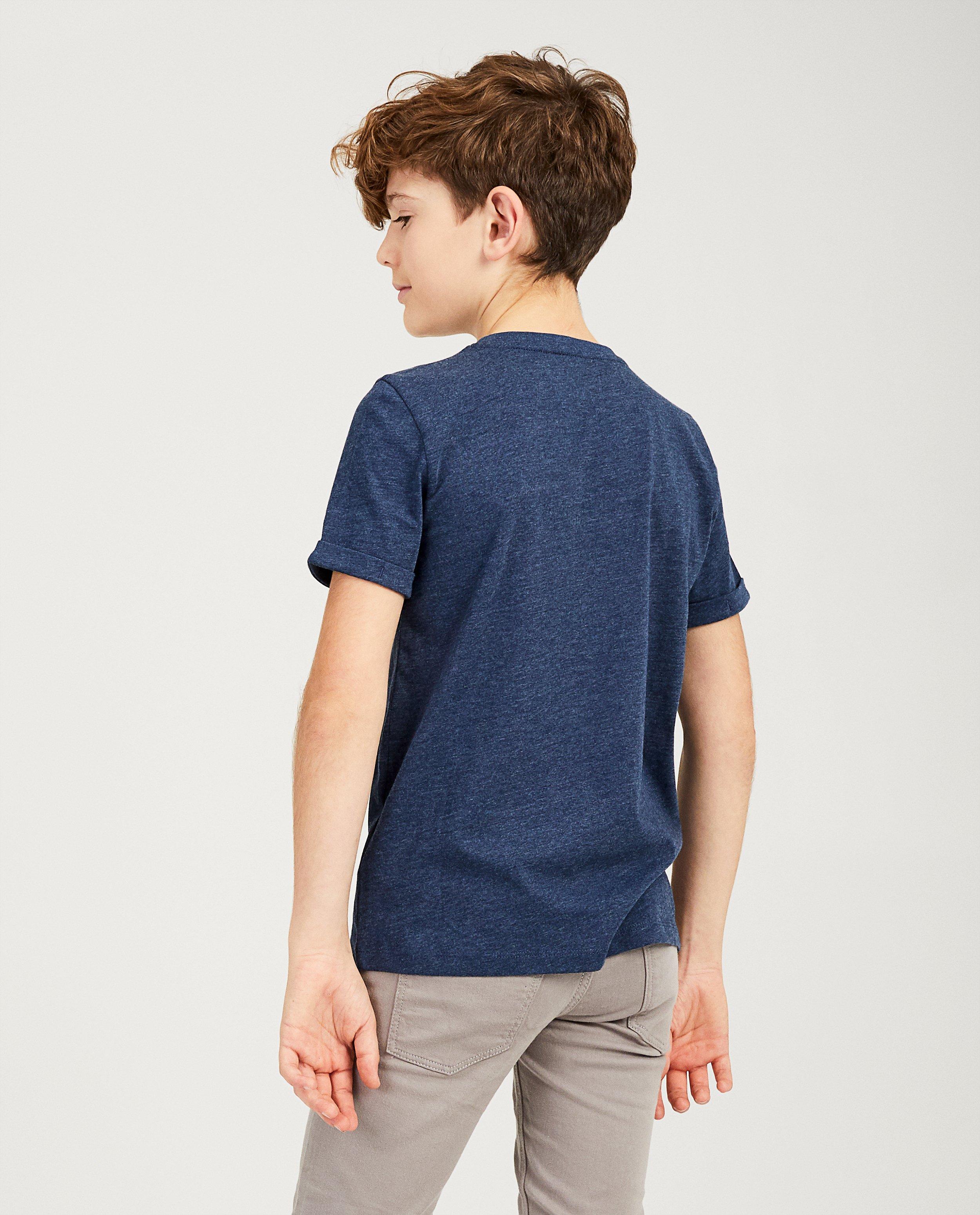 T-shirts - 