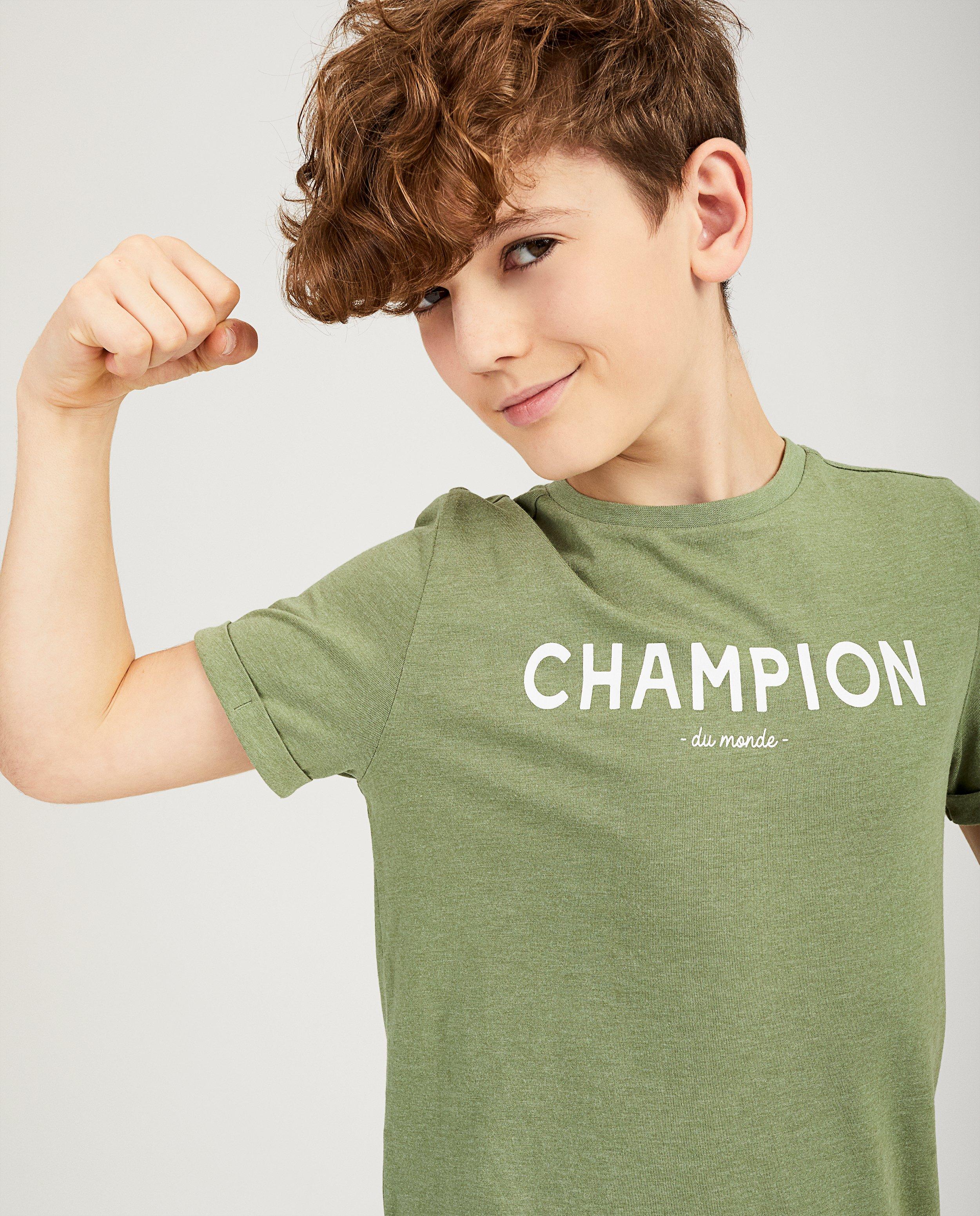 T-shirts - 