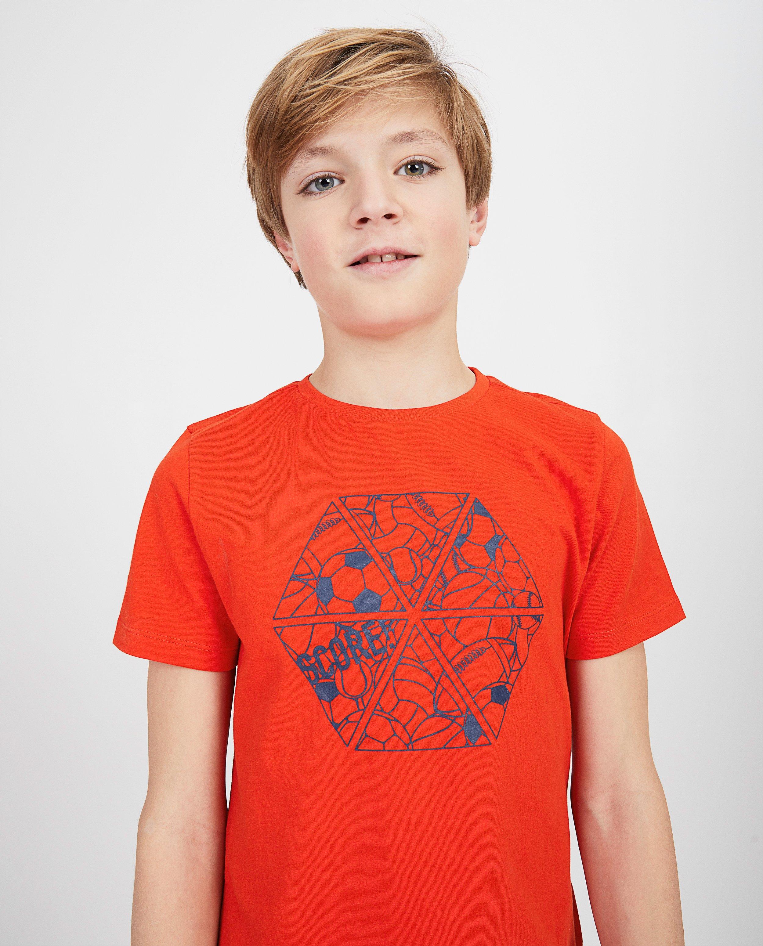 T-shirts - 