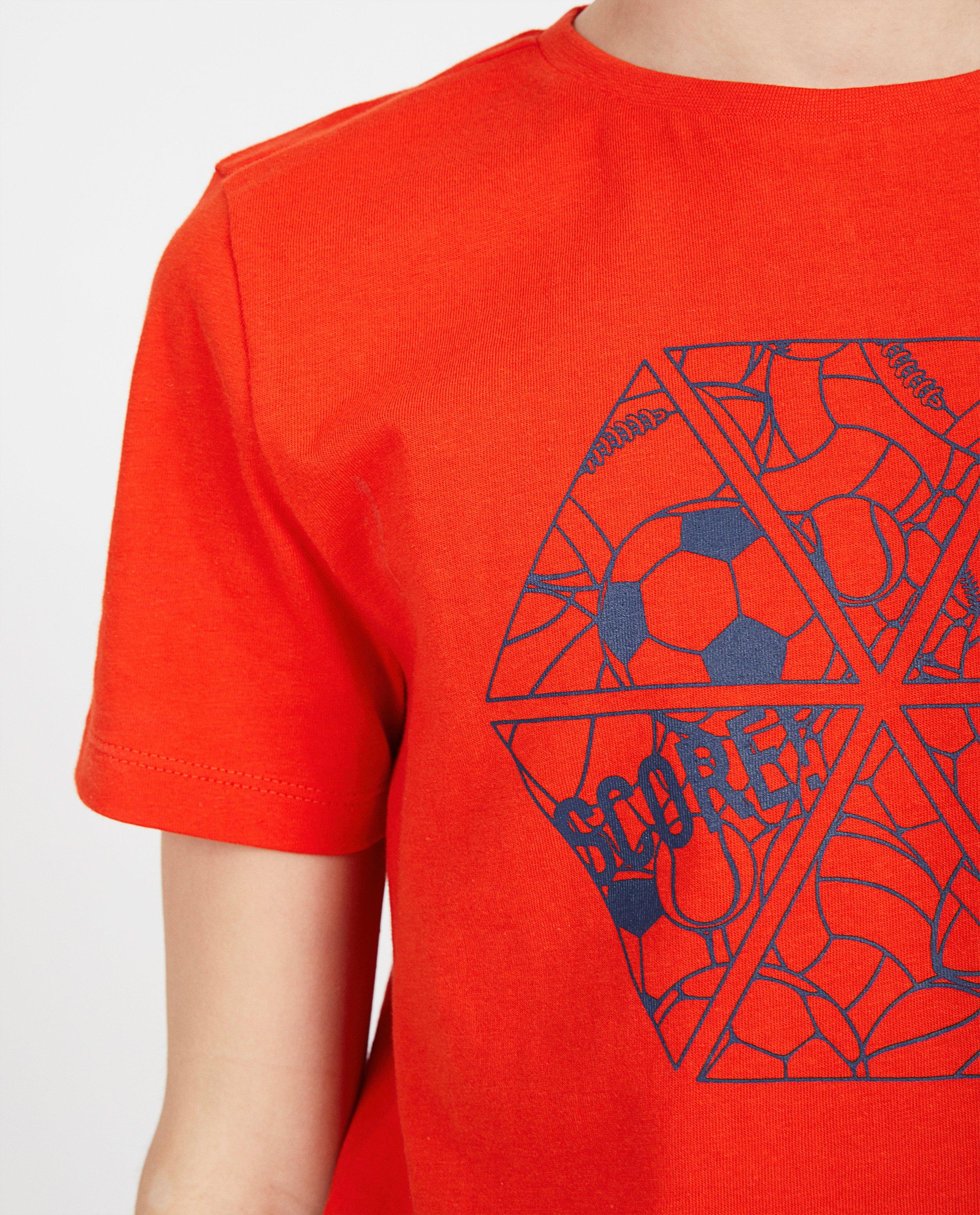 T-shirts - 