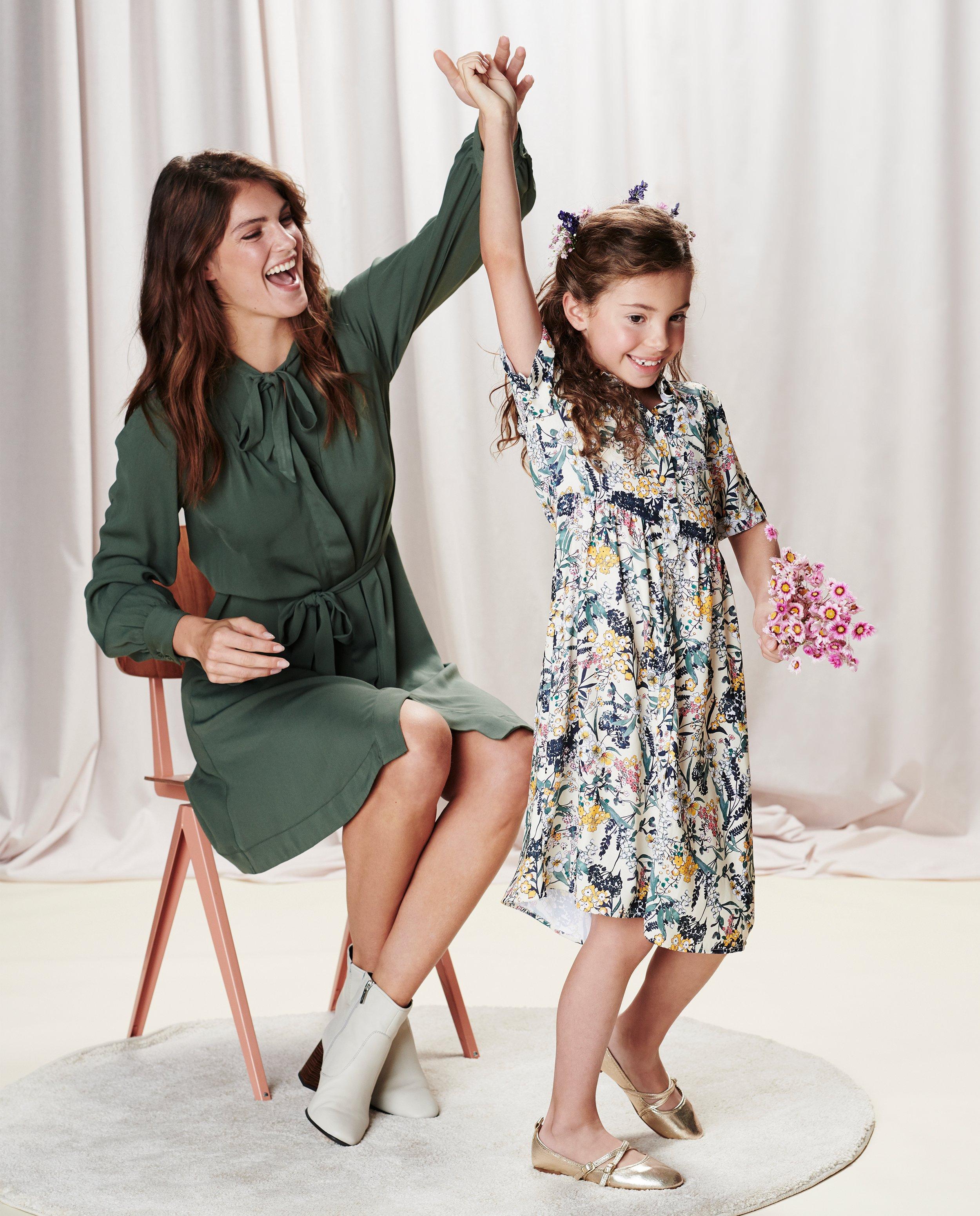 Robes - Robe fleurie Communion, 6-14 ans