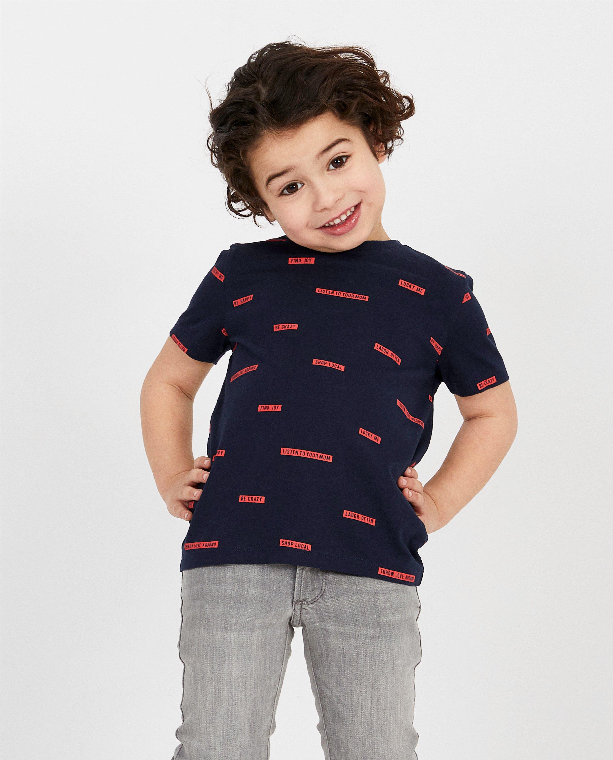 T-shirts - 