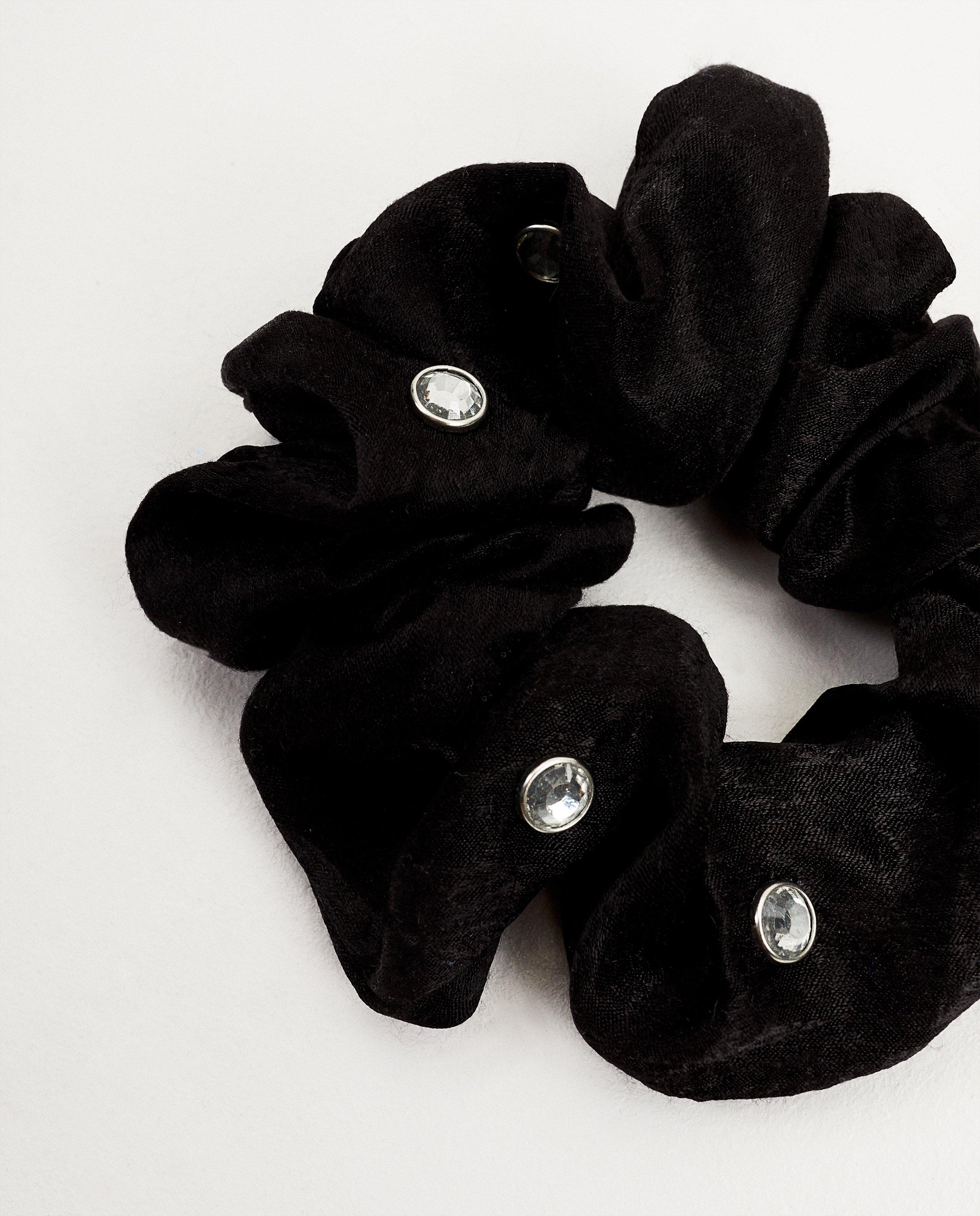 Breigoed - Zwarte scrunchie met steentjes