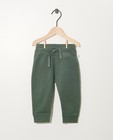 Pantalon vert en coton bio - molletonné, 2 pour 14,95 € - Cuddles and Smiles