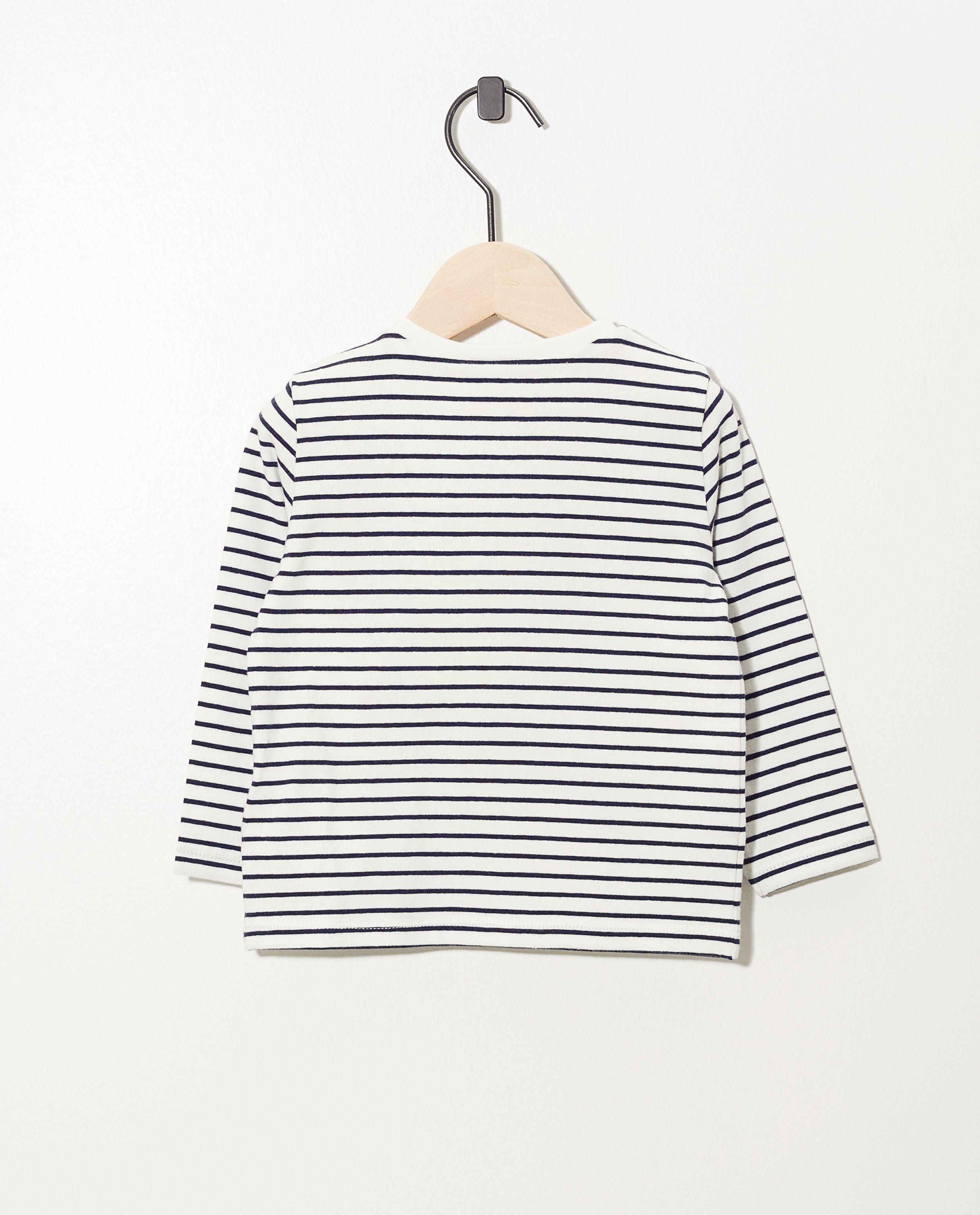 T-shirts - 