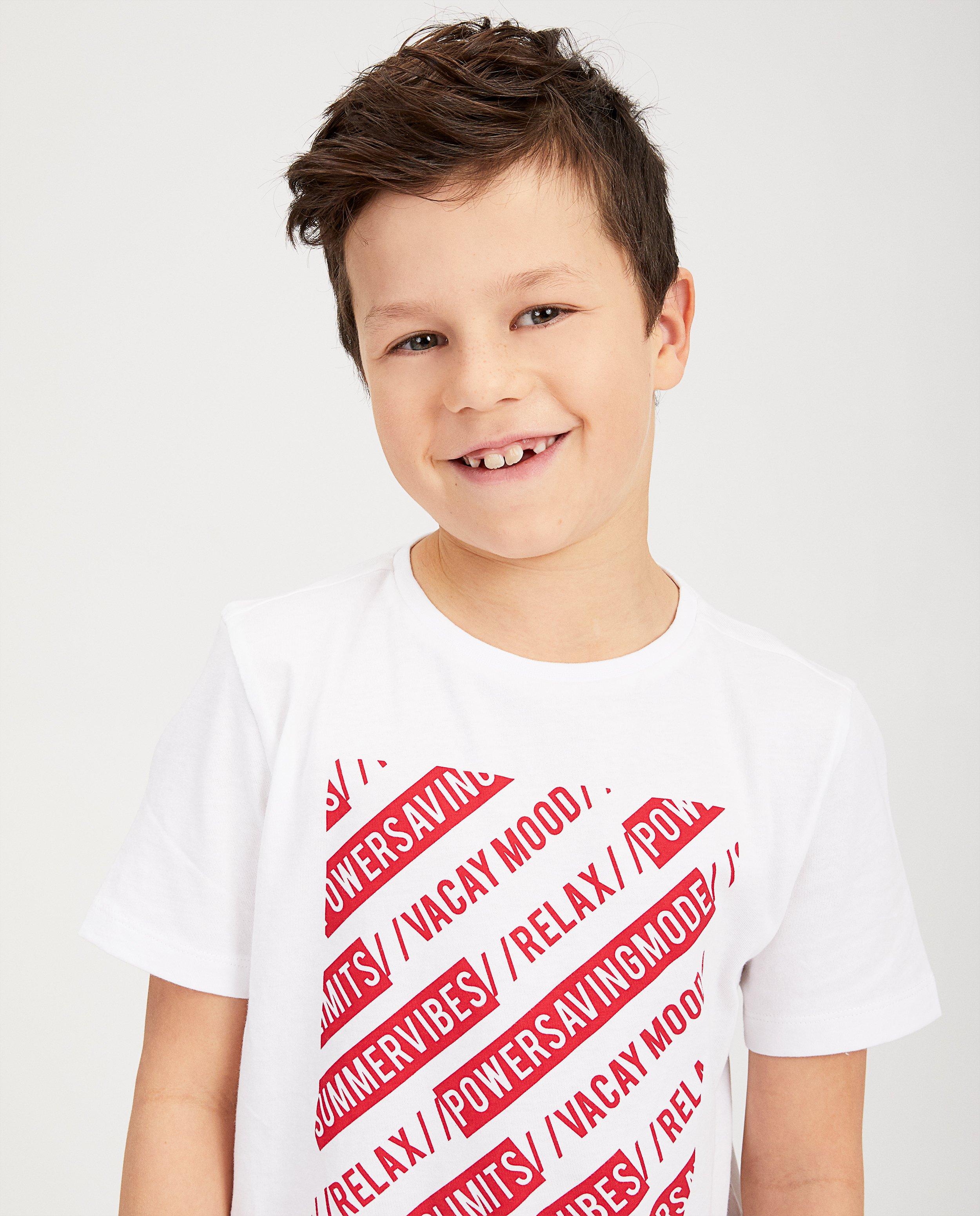 T-shirts - 