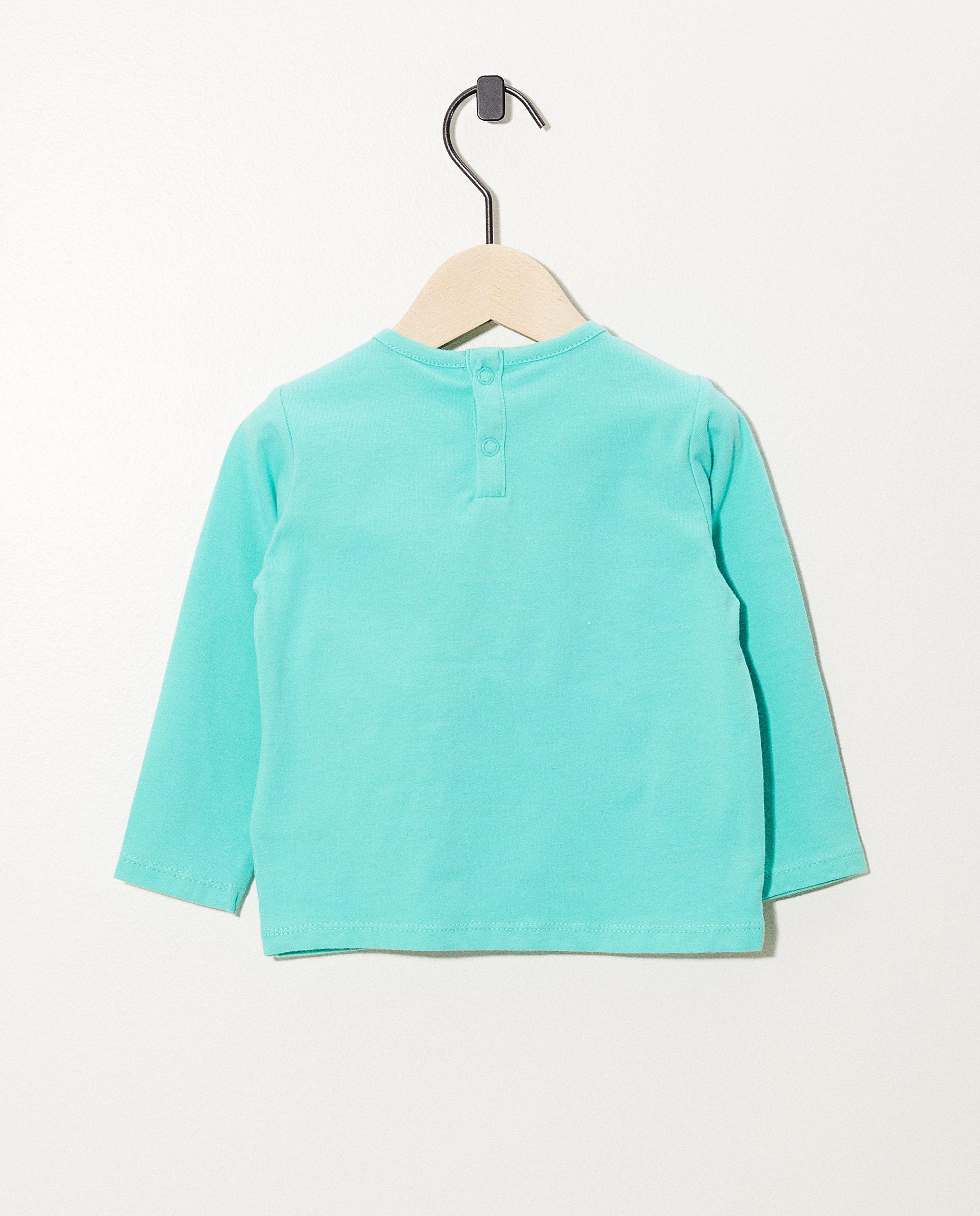 T-shirts - 