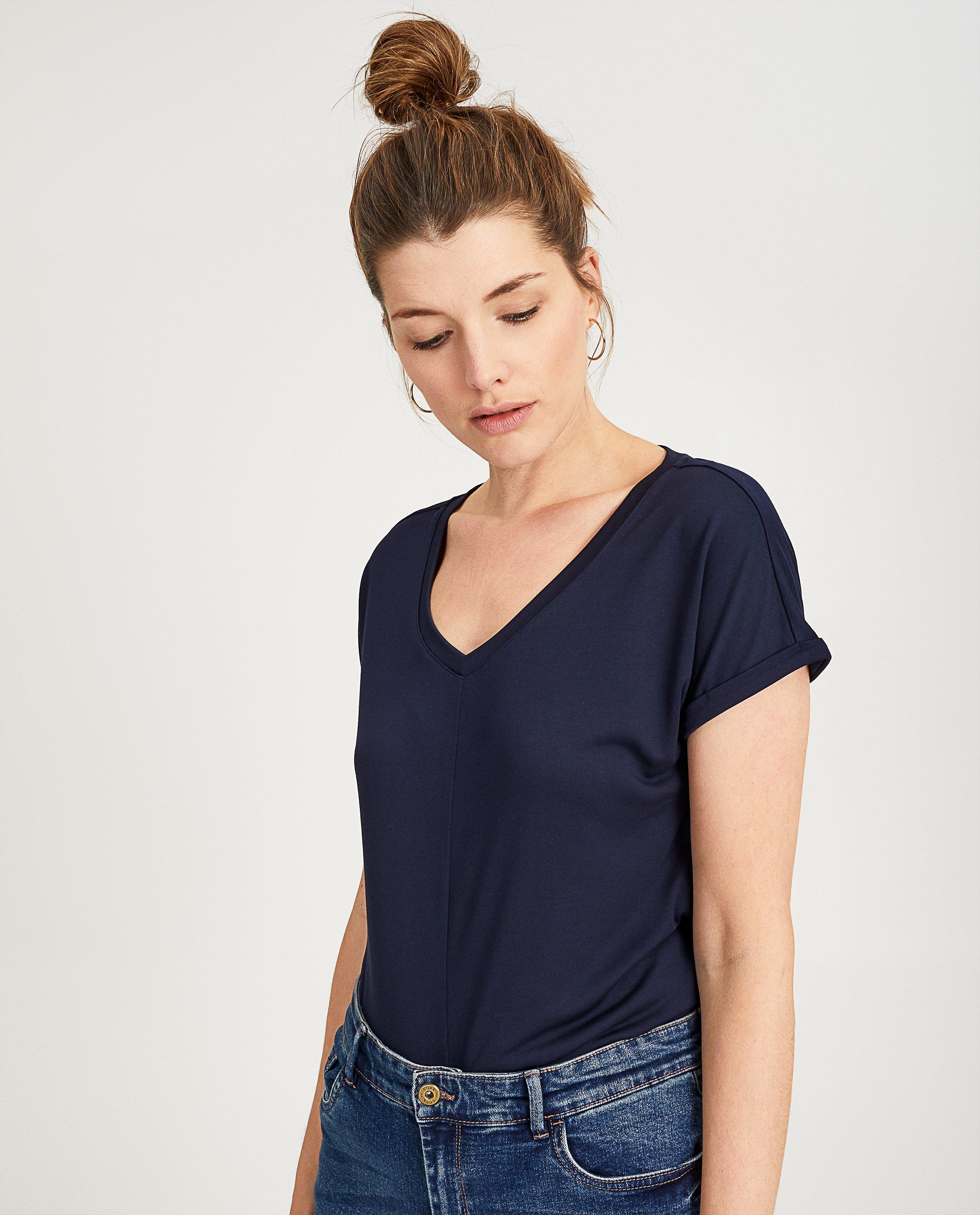 T-shirts - 