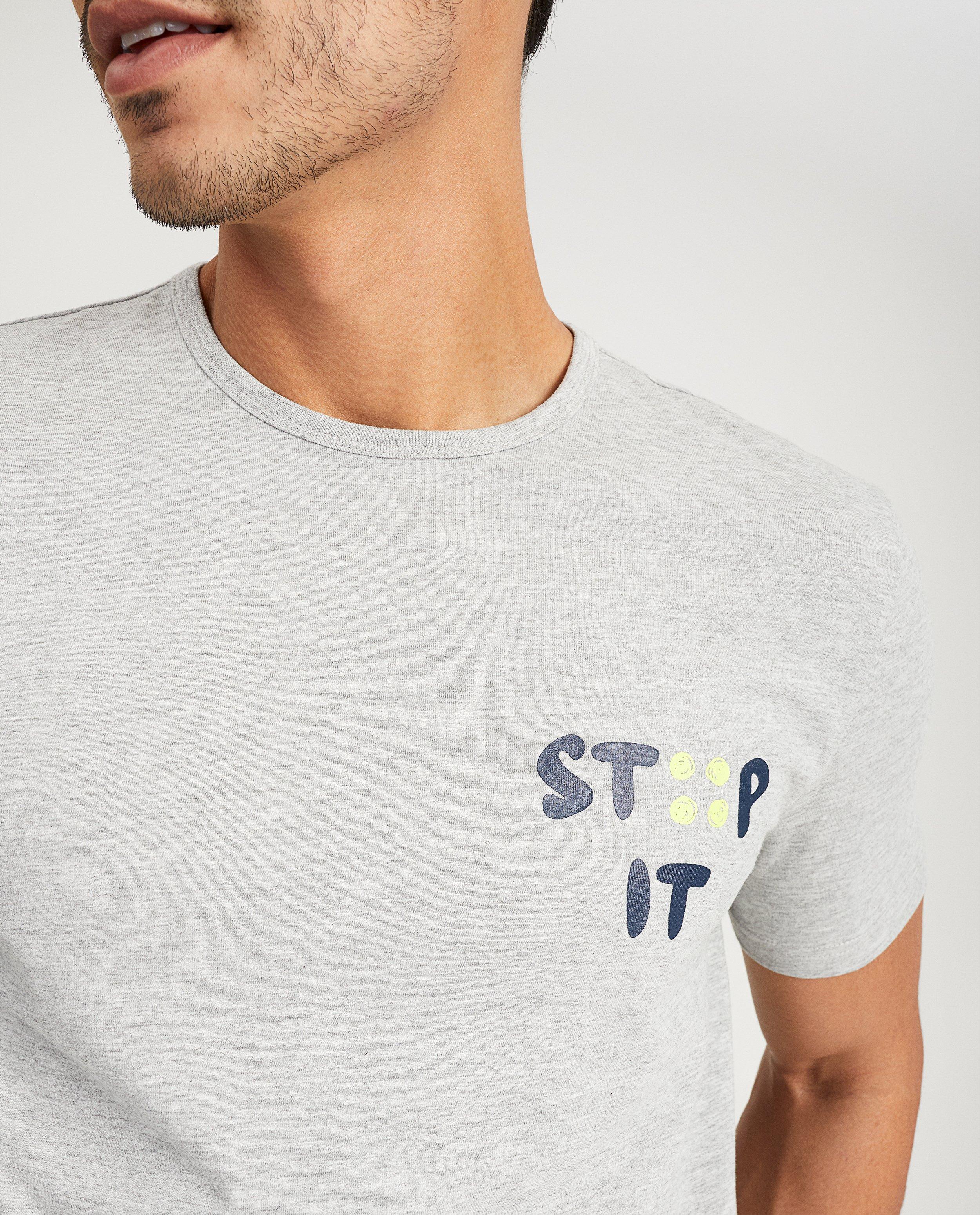 T-shirts - 