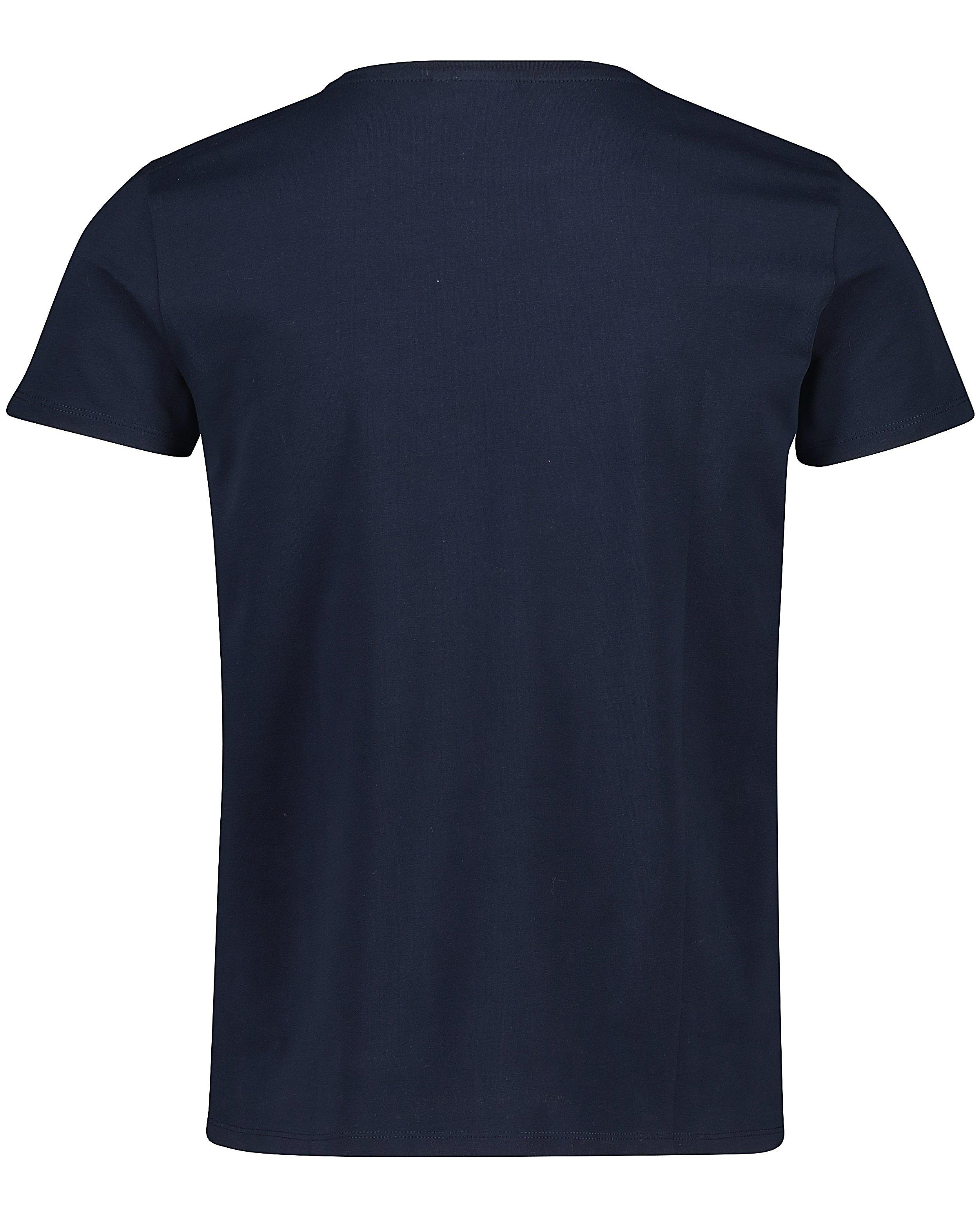 T-shirts - 