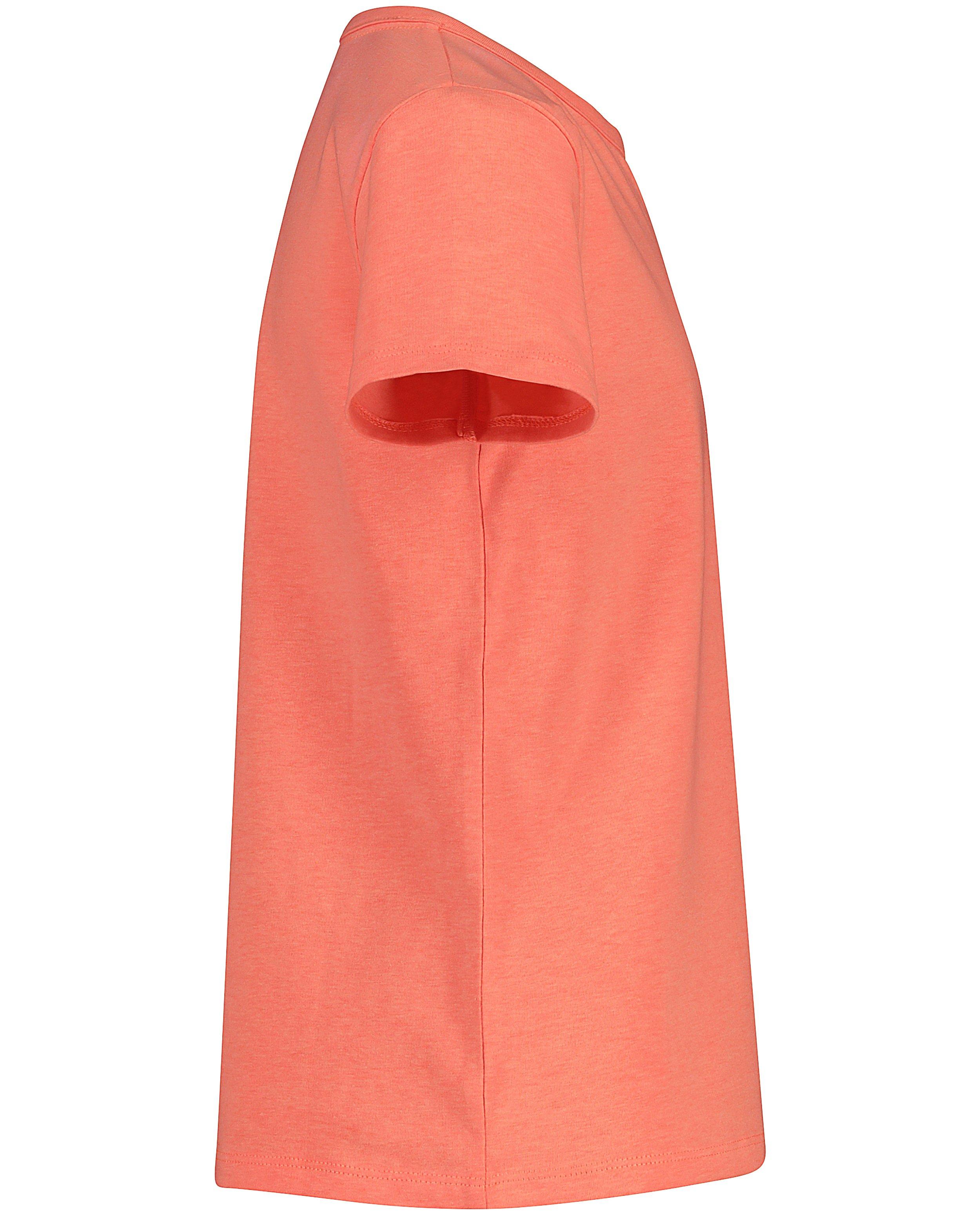 T-shirts - 