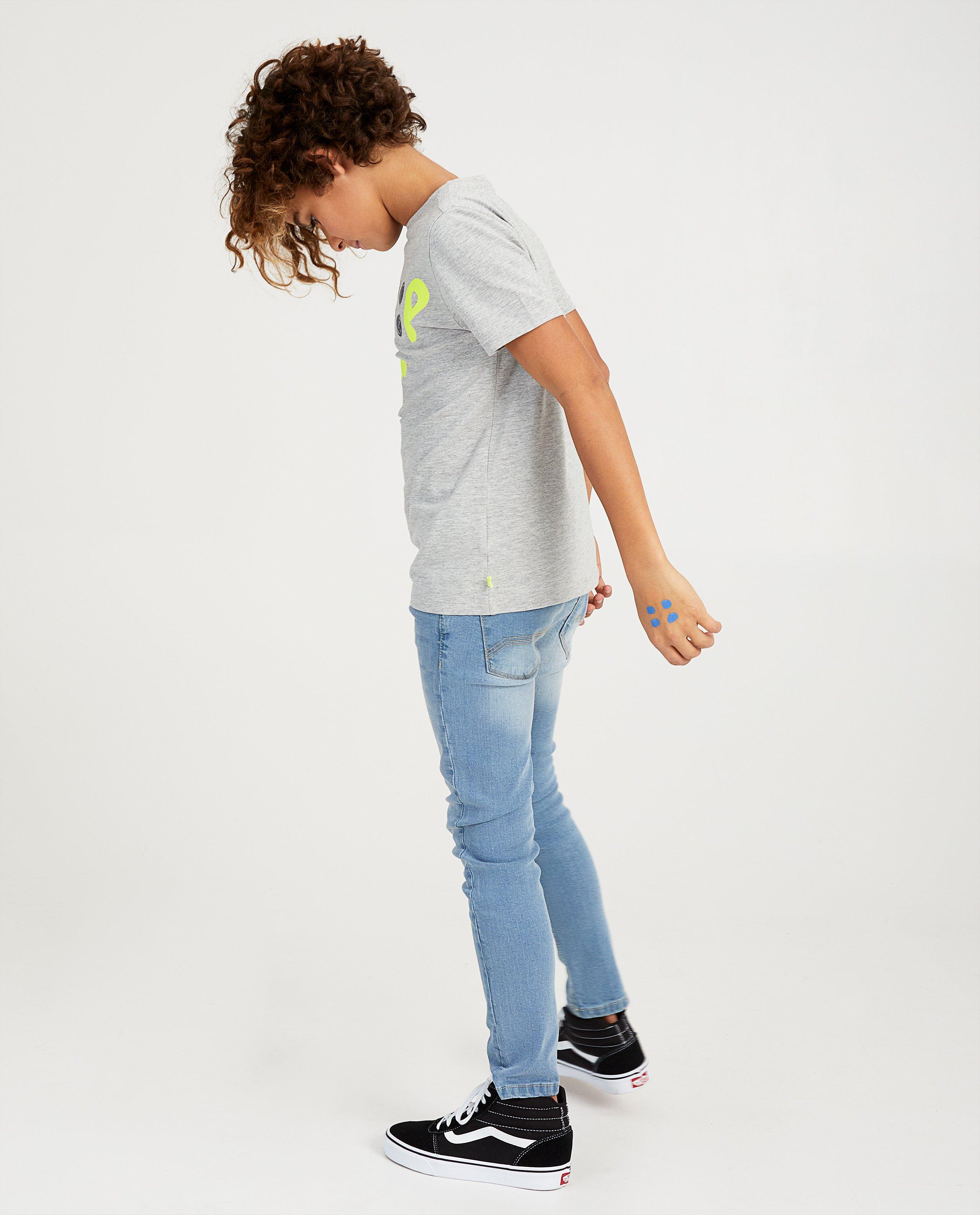 T-shirts - 