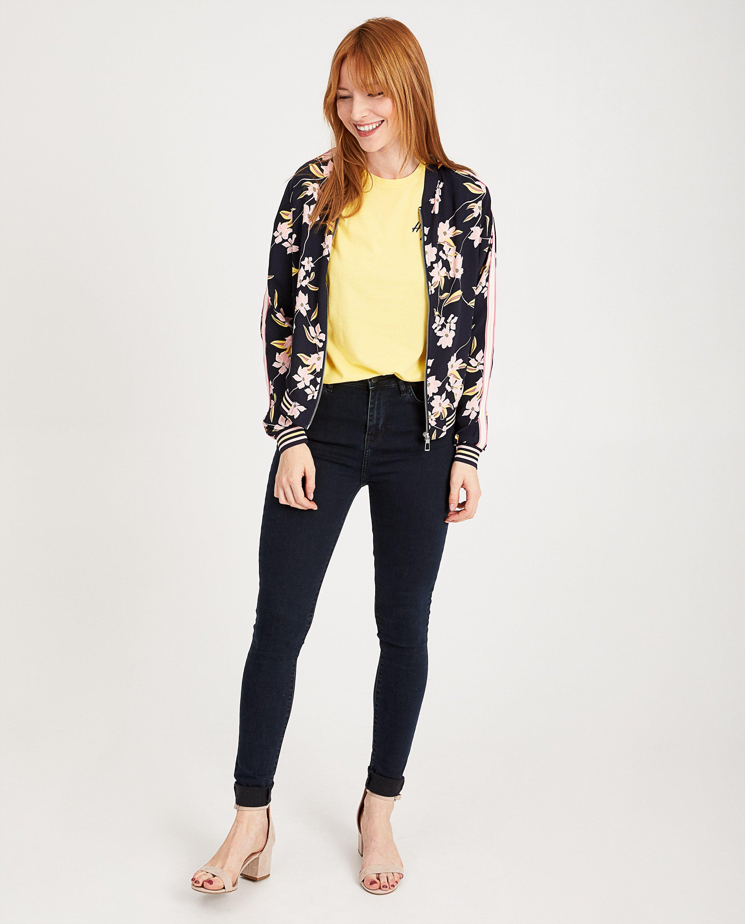 Vest met bloemenprint Sora - Product Detail - meerkleurig - afbeelding nummer 1