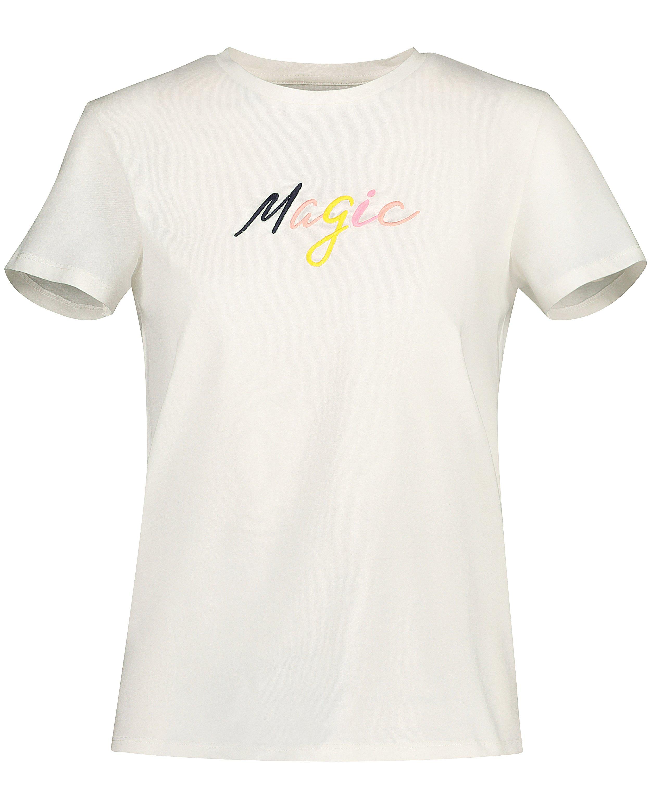 T-shirts - 