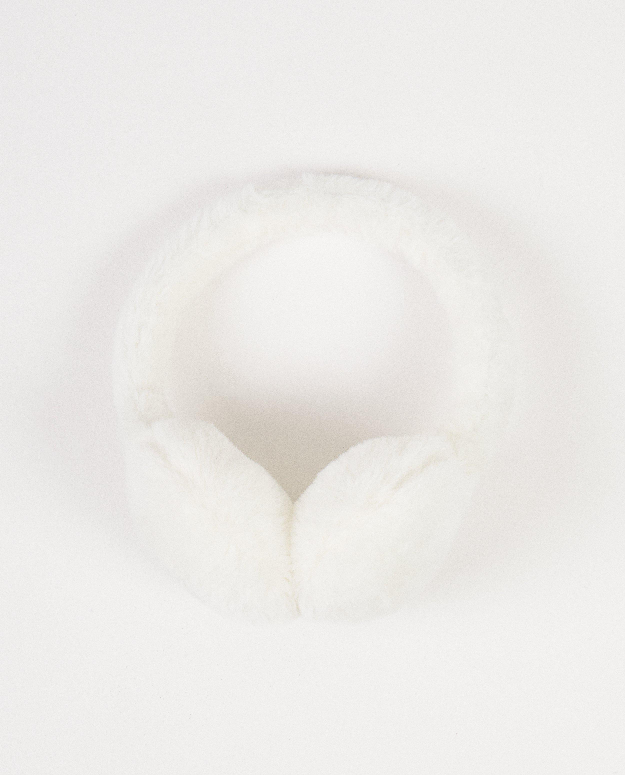 Breigoed - Witte oorwarmers