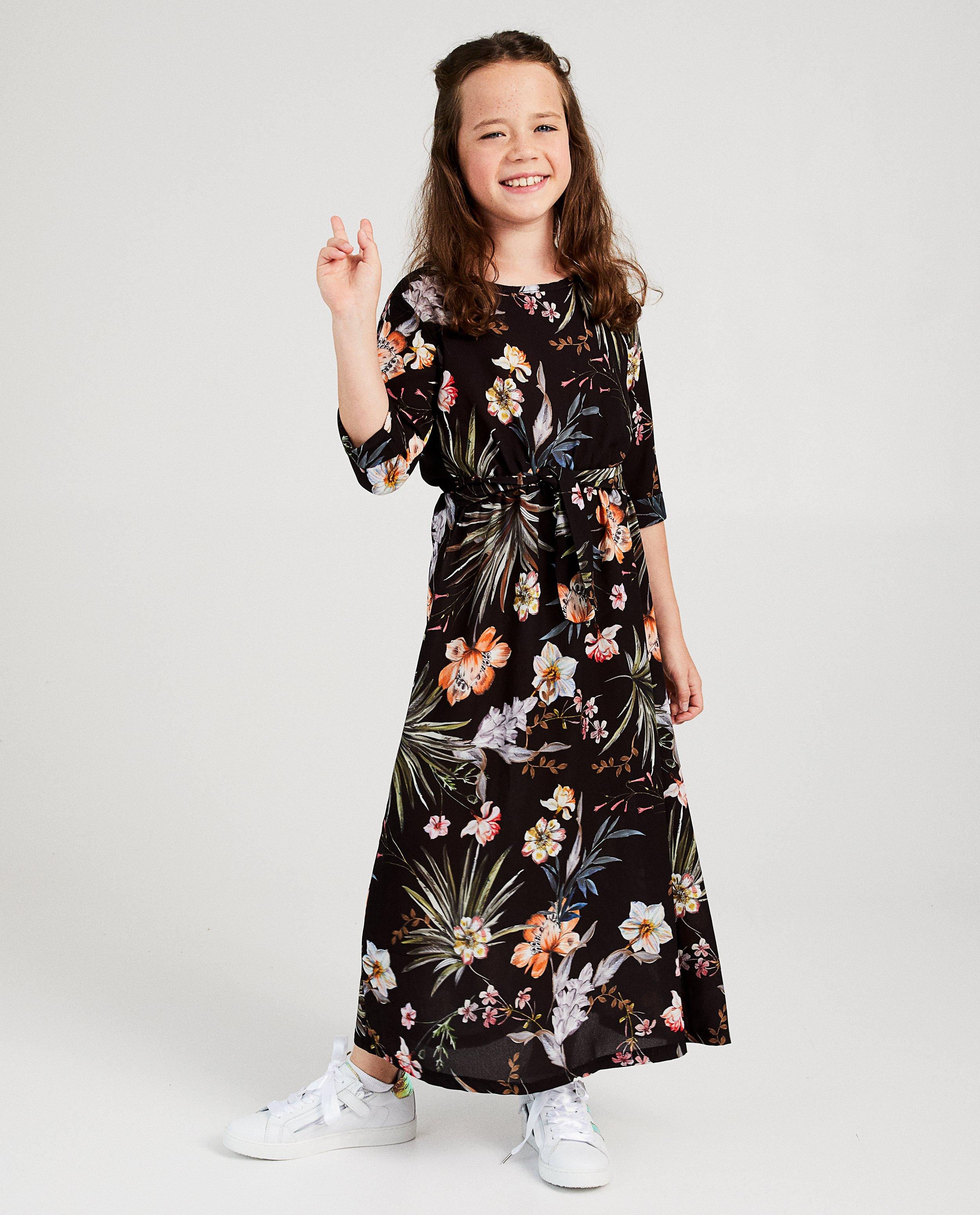 Maxi-jurk met bloemen Ella Italia - in zwart - Ella Italia