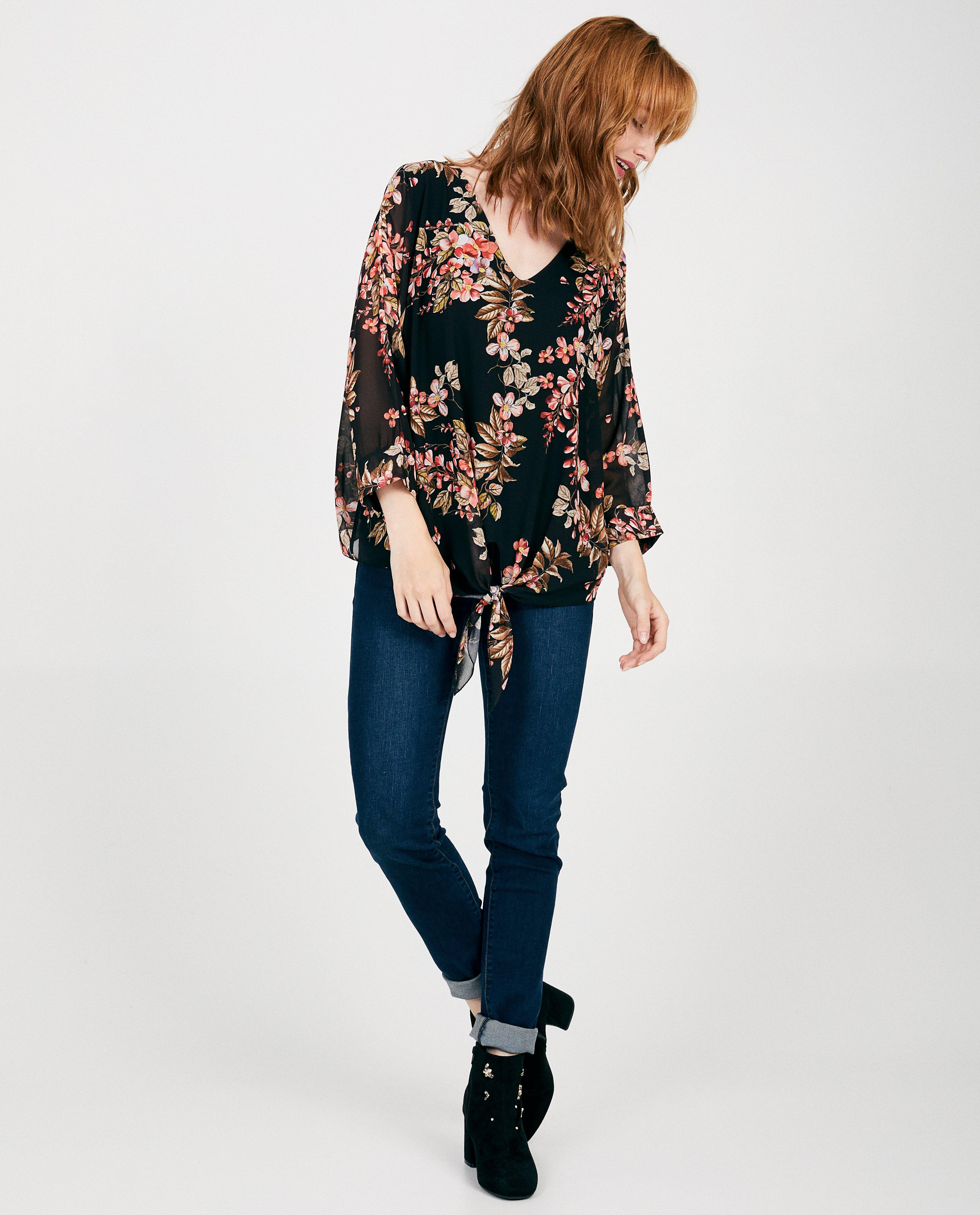 Blouse met bloemen Ella Italia - Product Detail - meerkleurig - afbeelding nummer 1