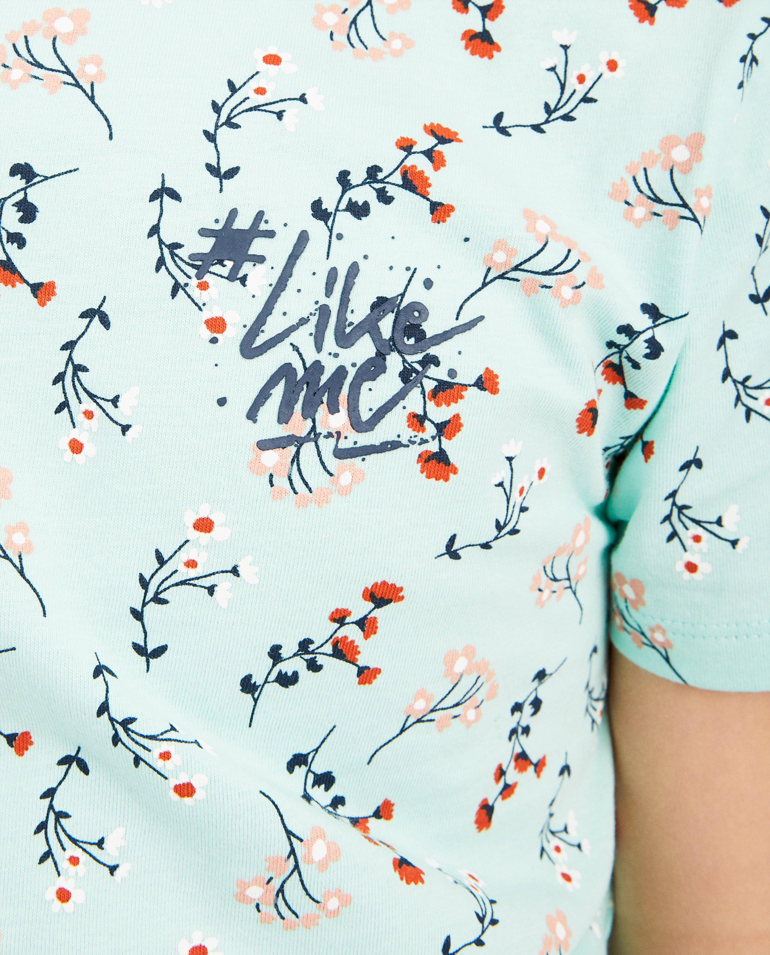 T-shirts - 