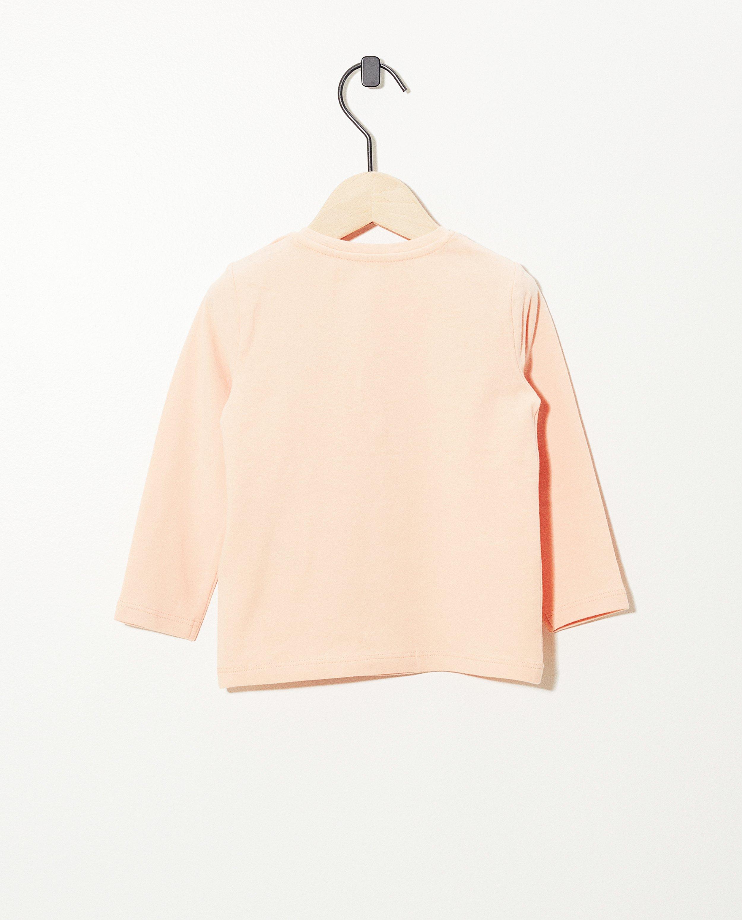T-shirts - 