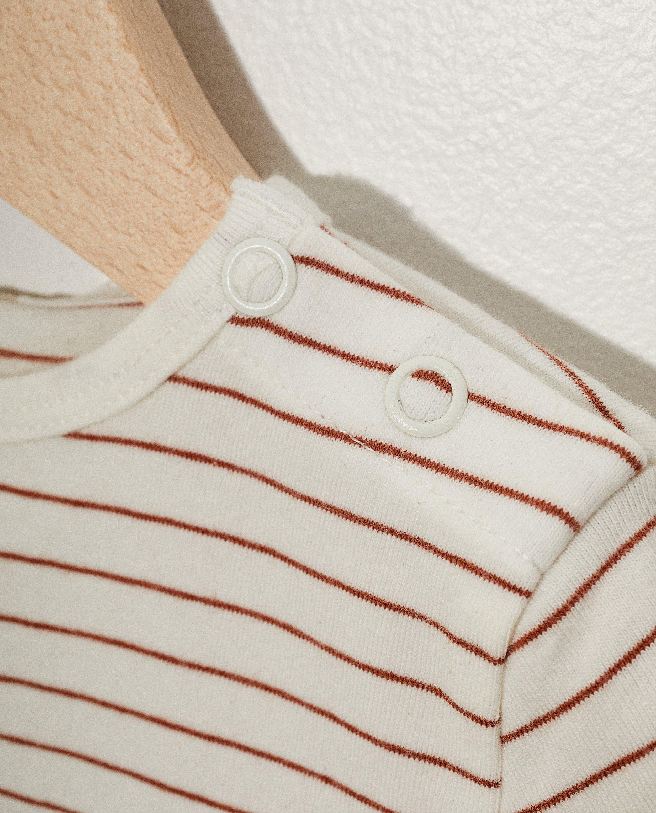 T-shirts - 