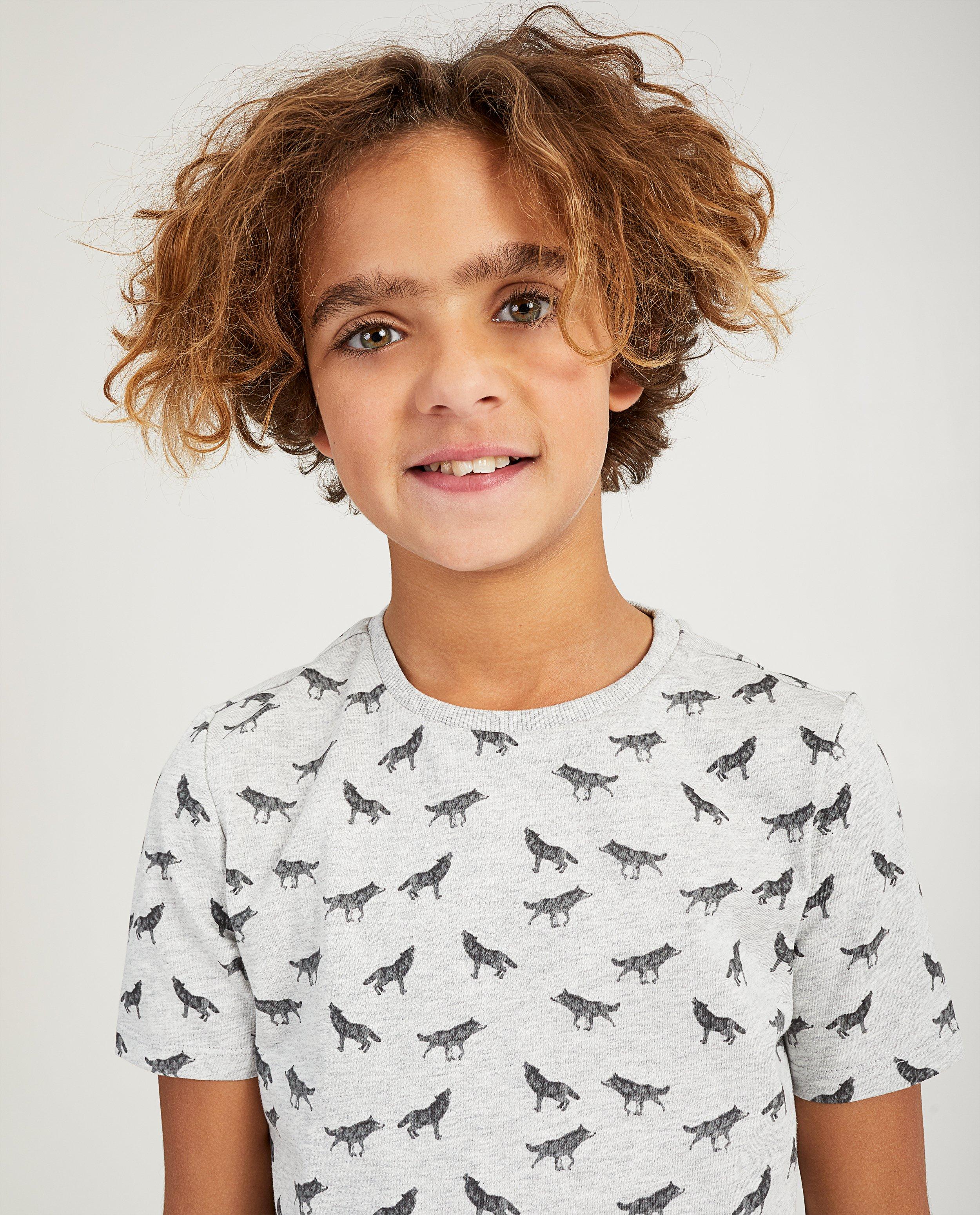 T-shirts - 