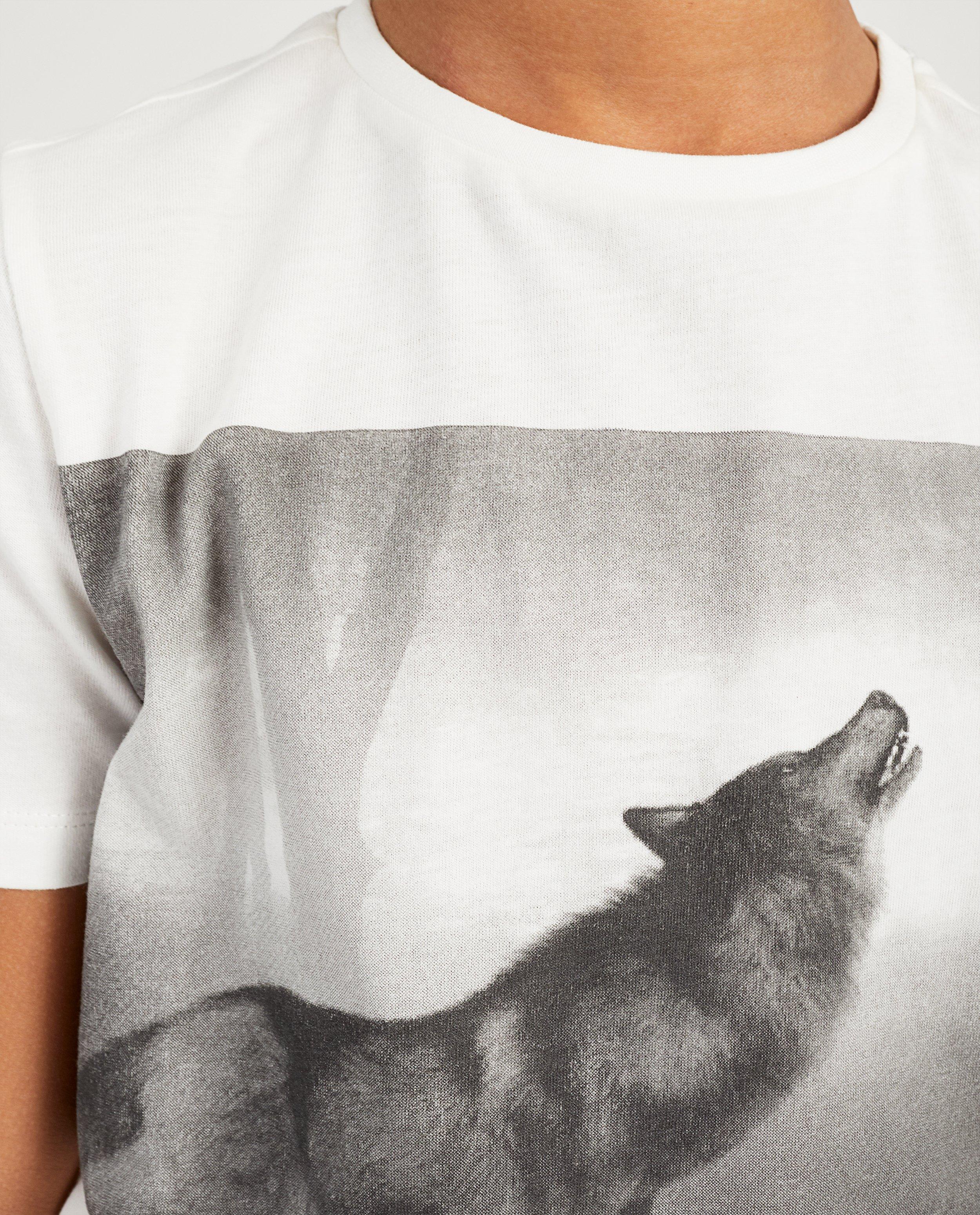 T-shirts - 
