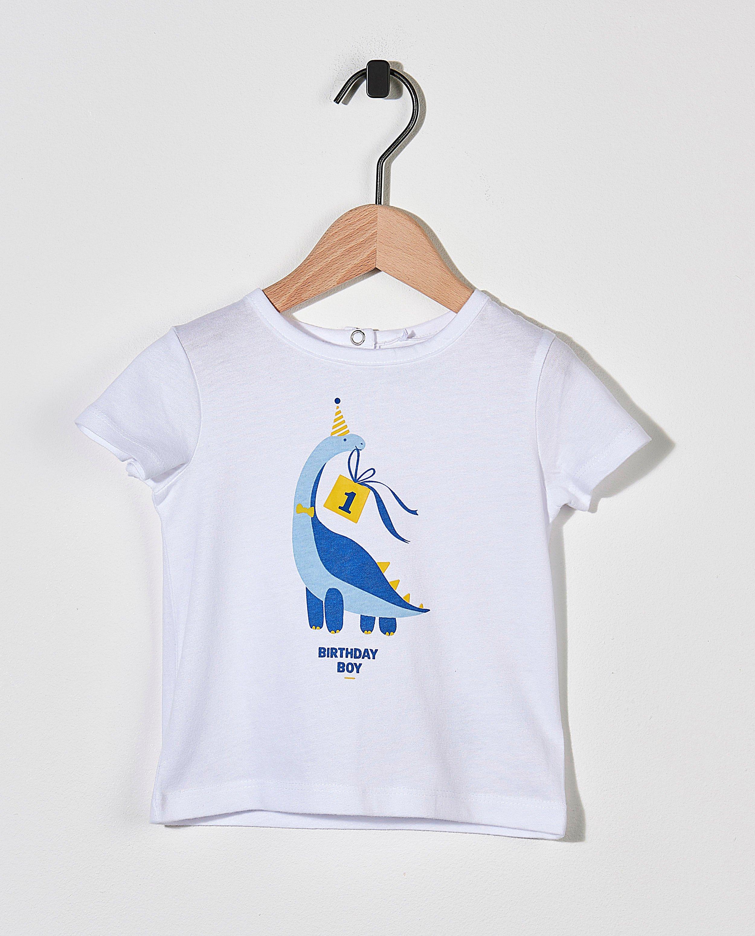 T-shirts - 