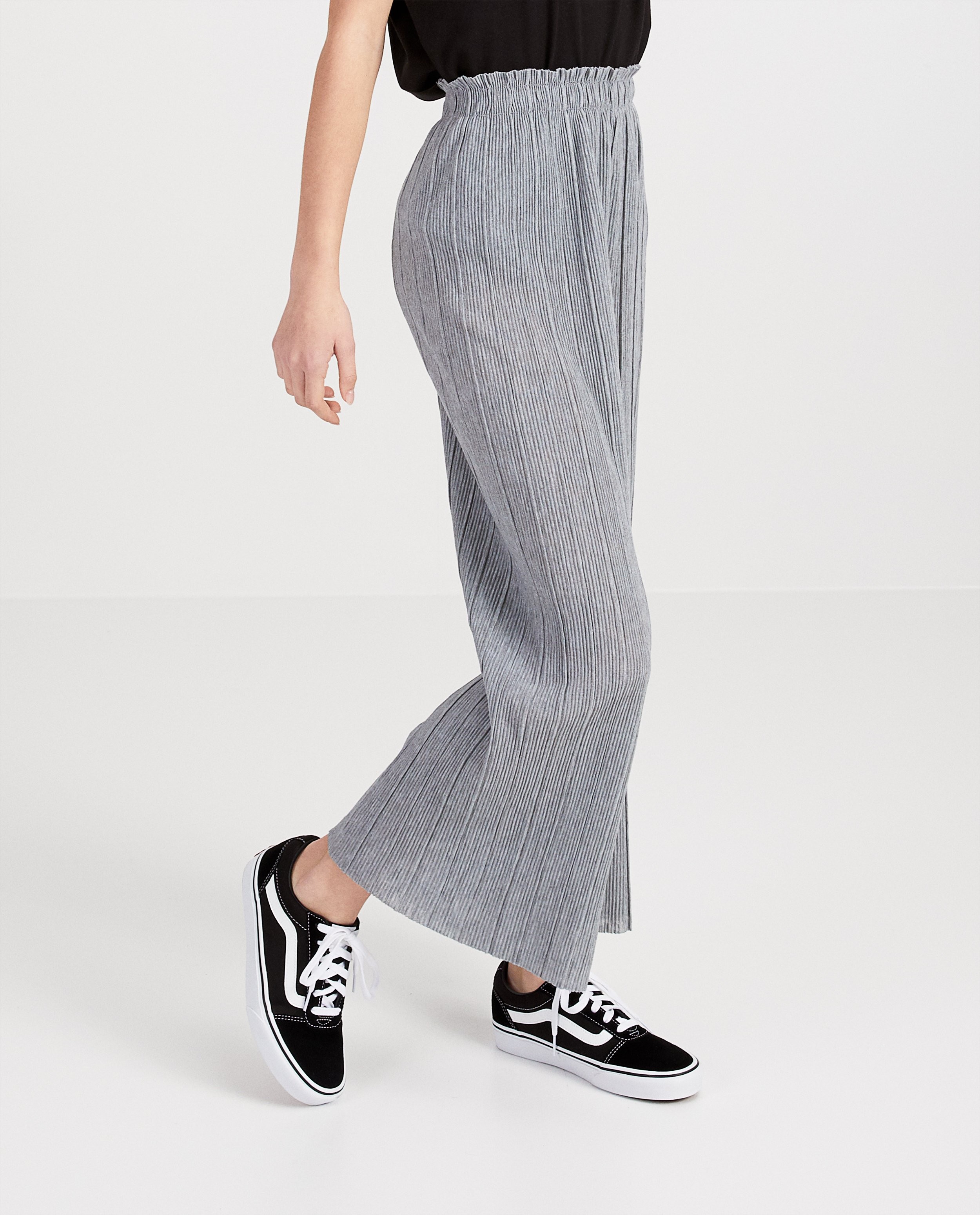 Pantalons - Pantalon plissé gris