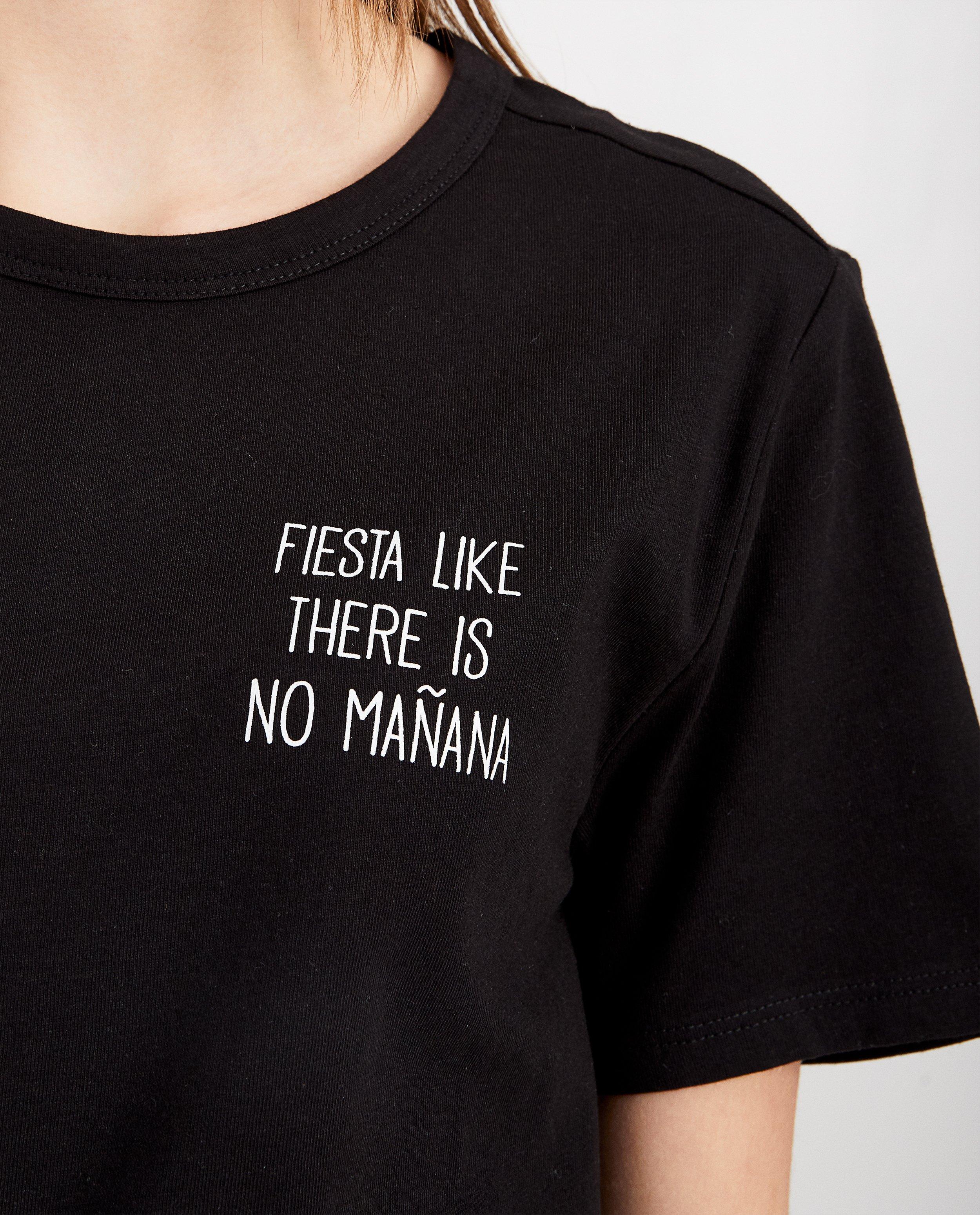 T-shirts - 