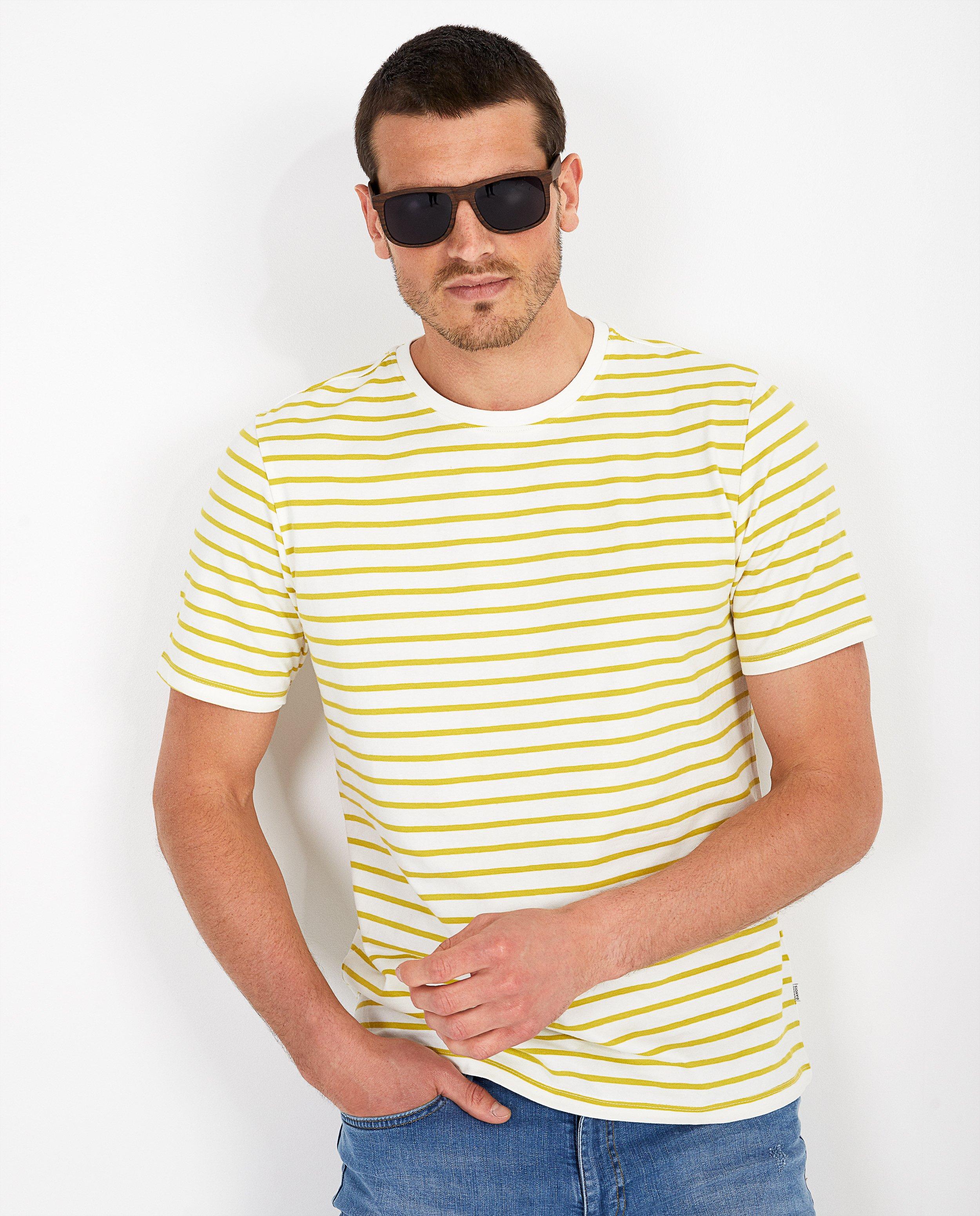 T-shirts - 