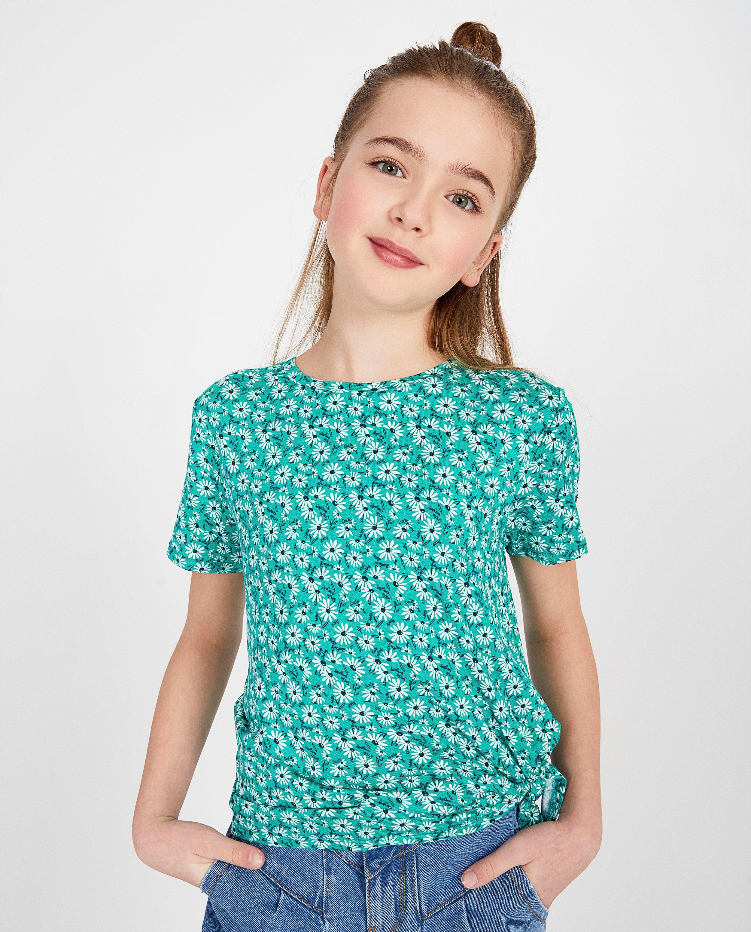 T-shirts - 