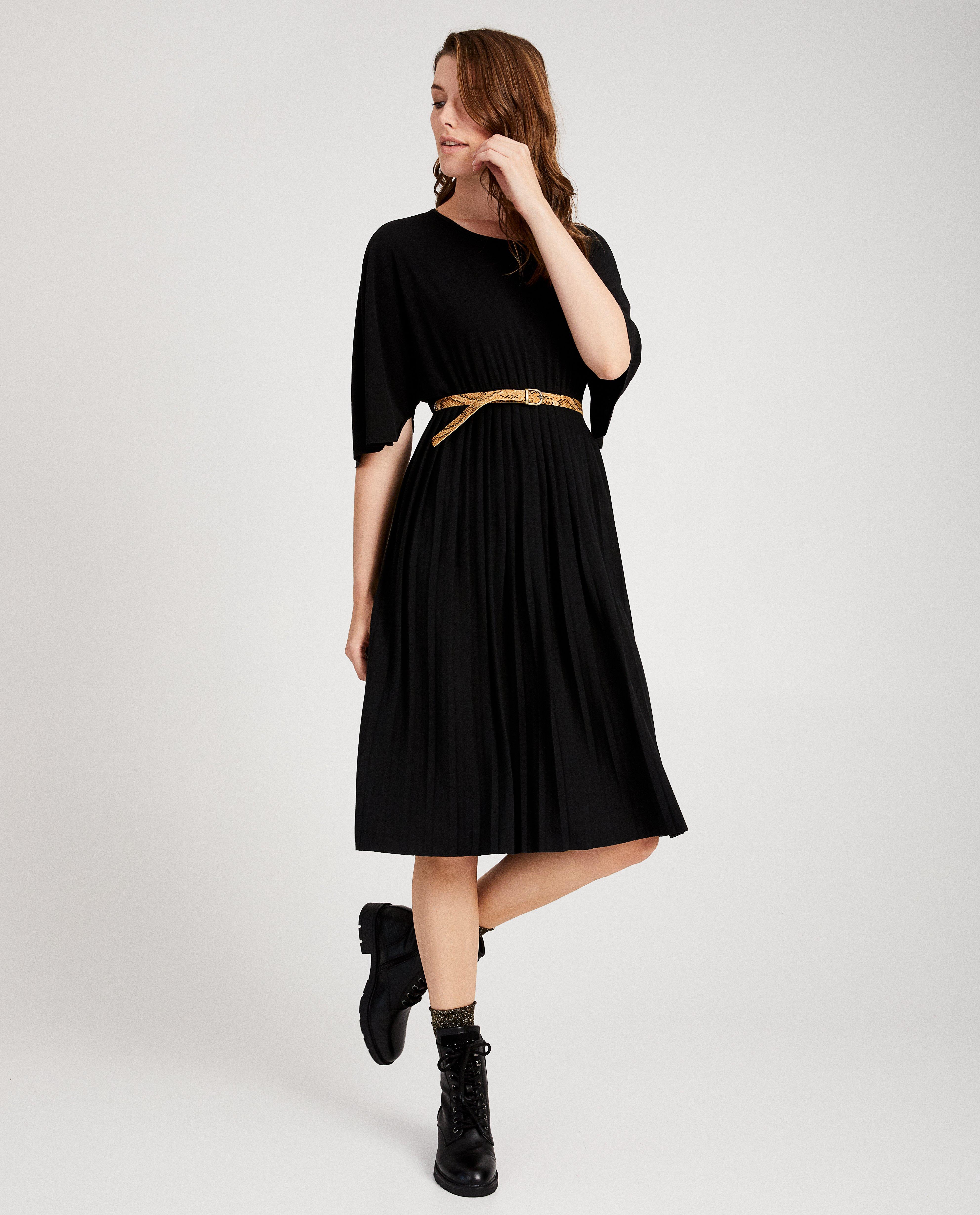 Zwarte jurk met pliss&eacute; Ella Italia - Product Detail - zwart - afbeelding nummer 2