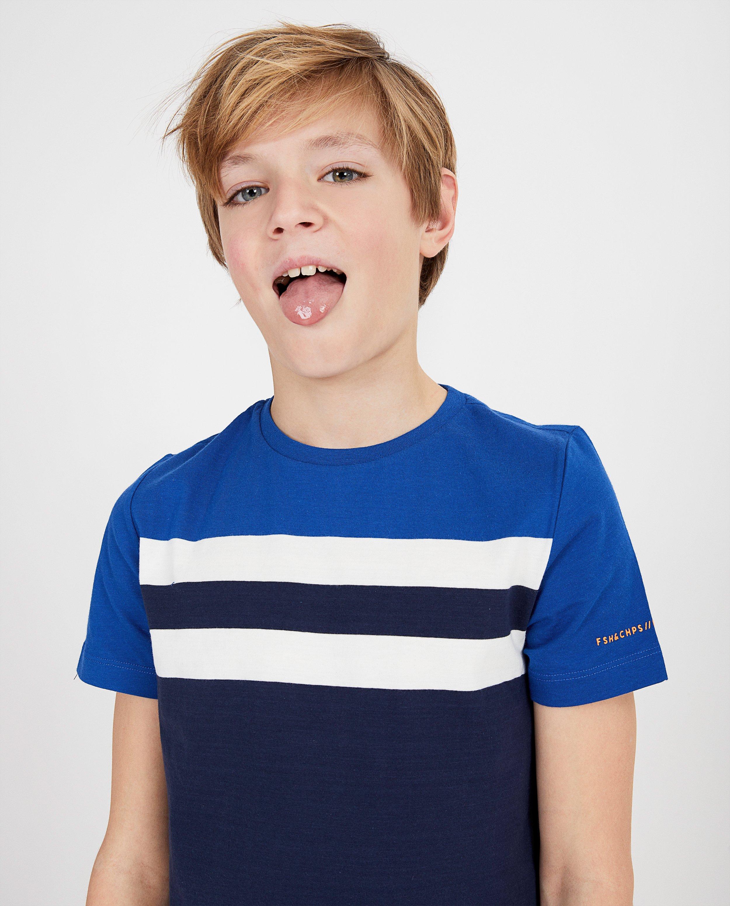 T-shirts - 