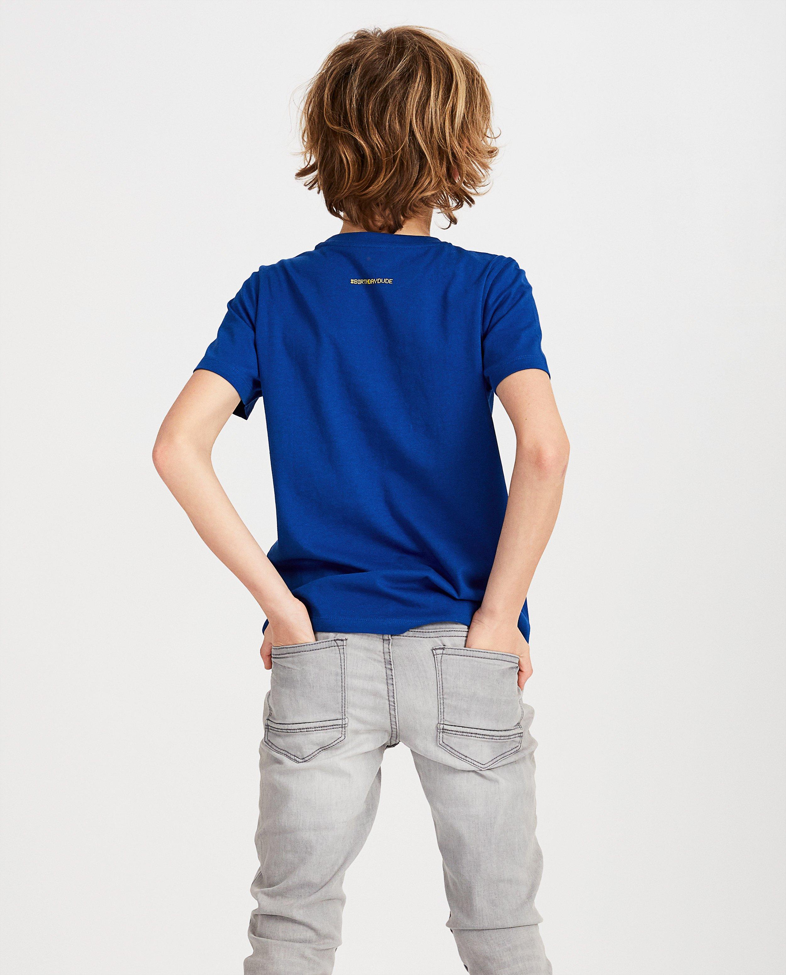 T-shirts - 
