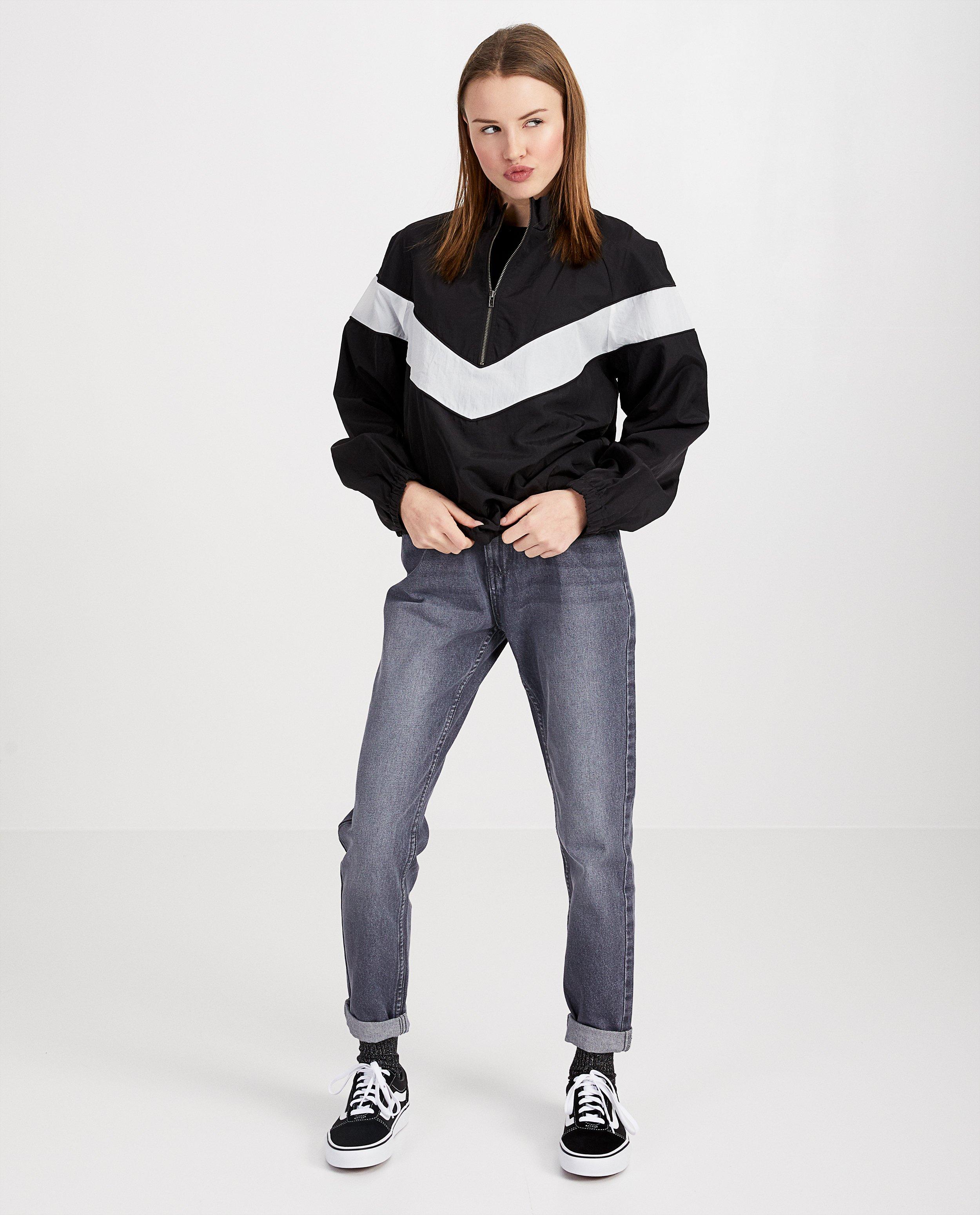 Zwarte jas met korte rits - Product Detail - zwart - afbeelding nummer 1