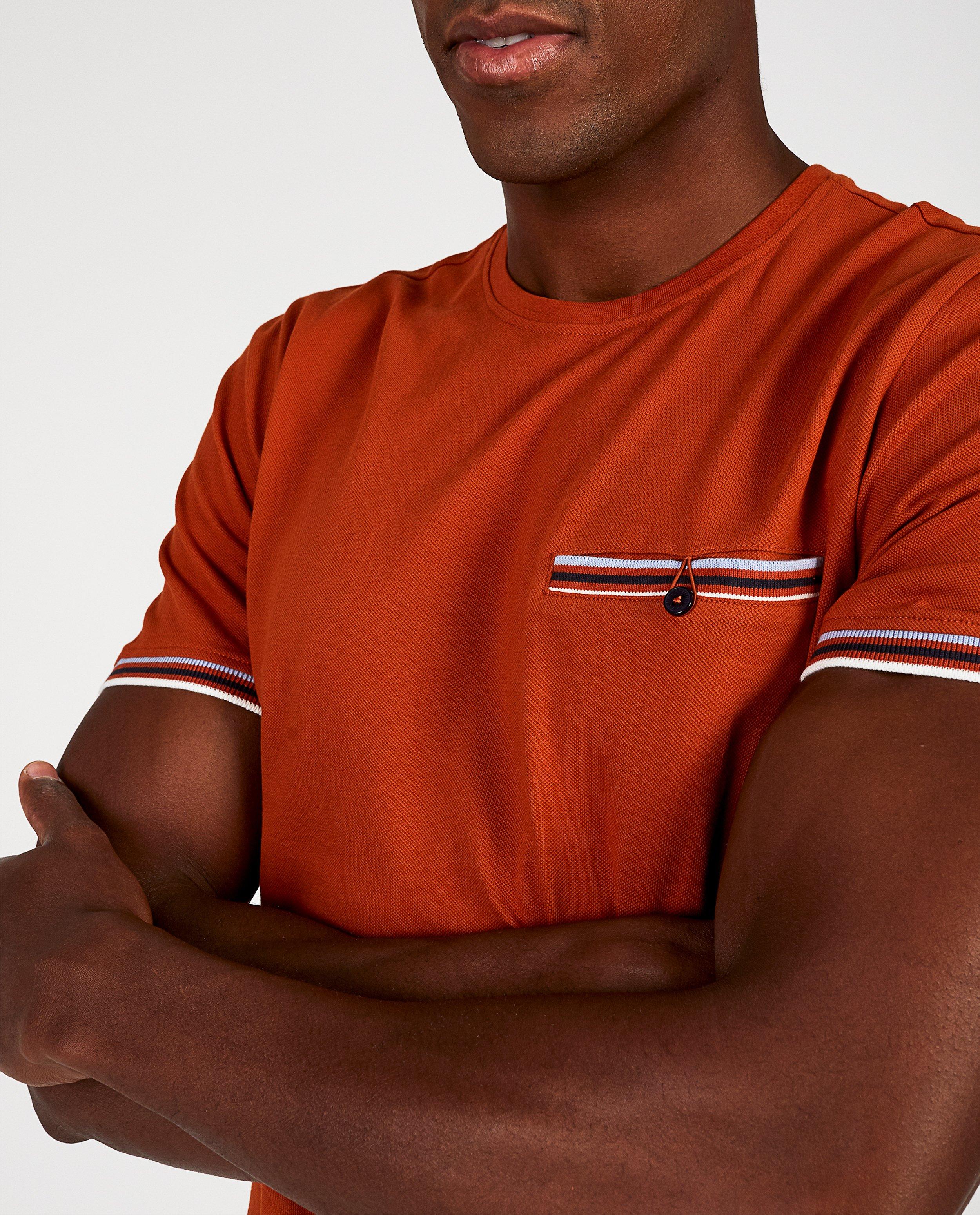 T-shirts - 