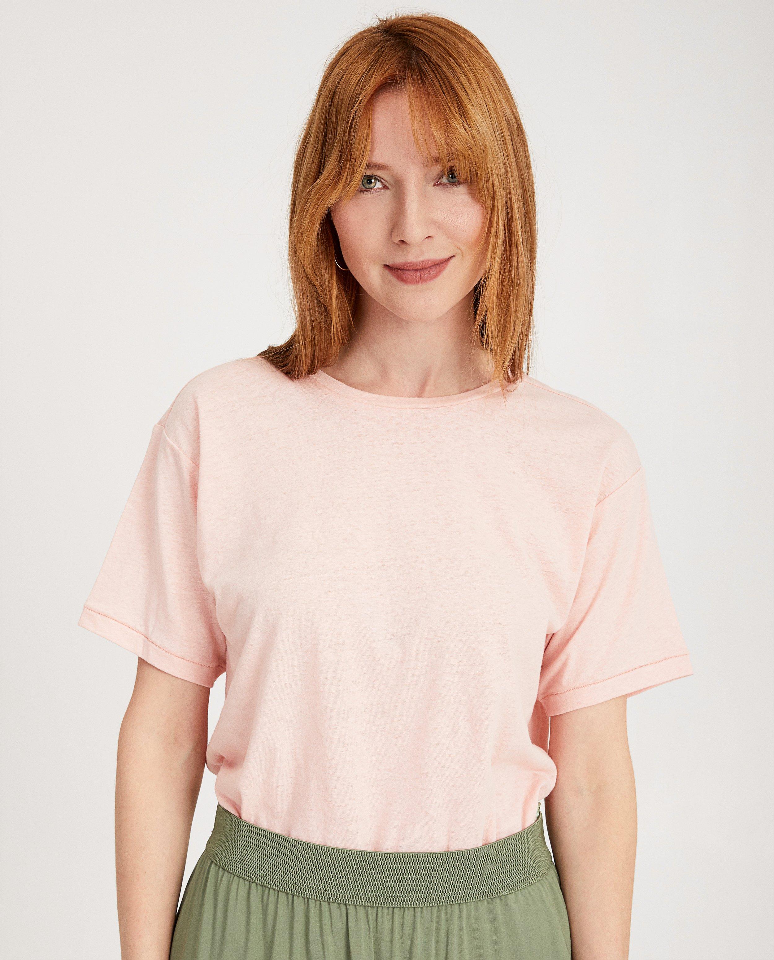 T-shirts - 