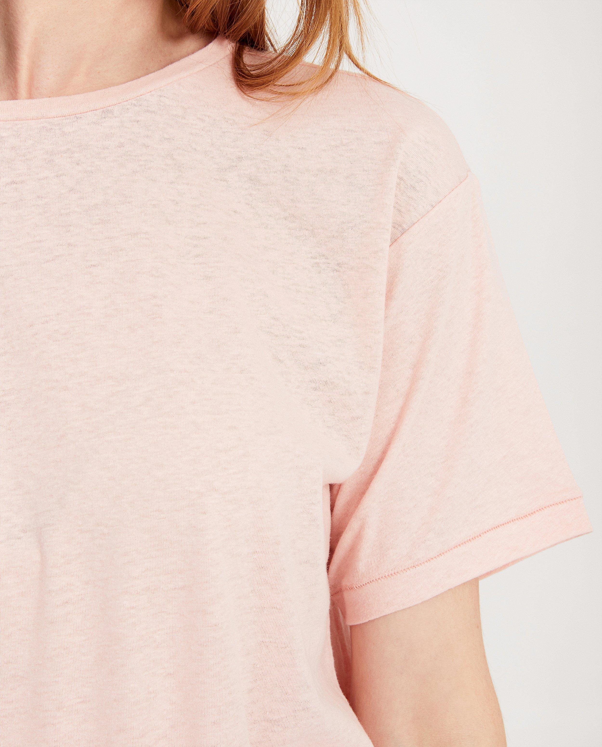T-shirts - 