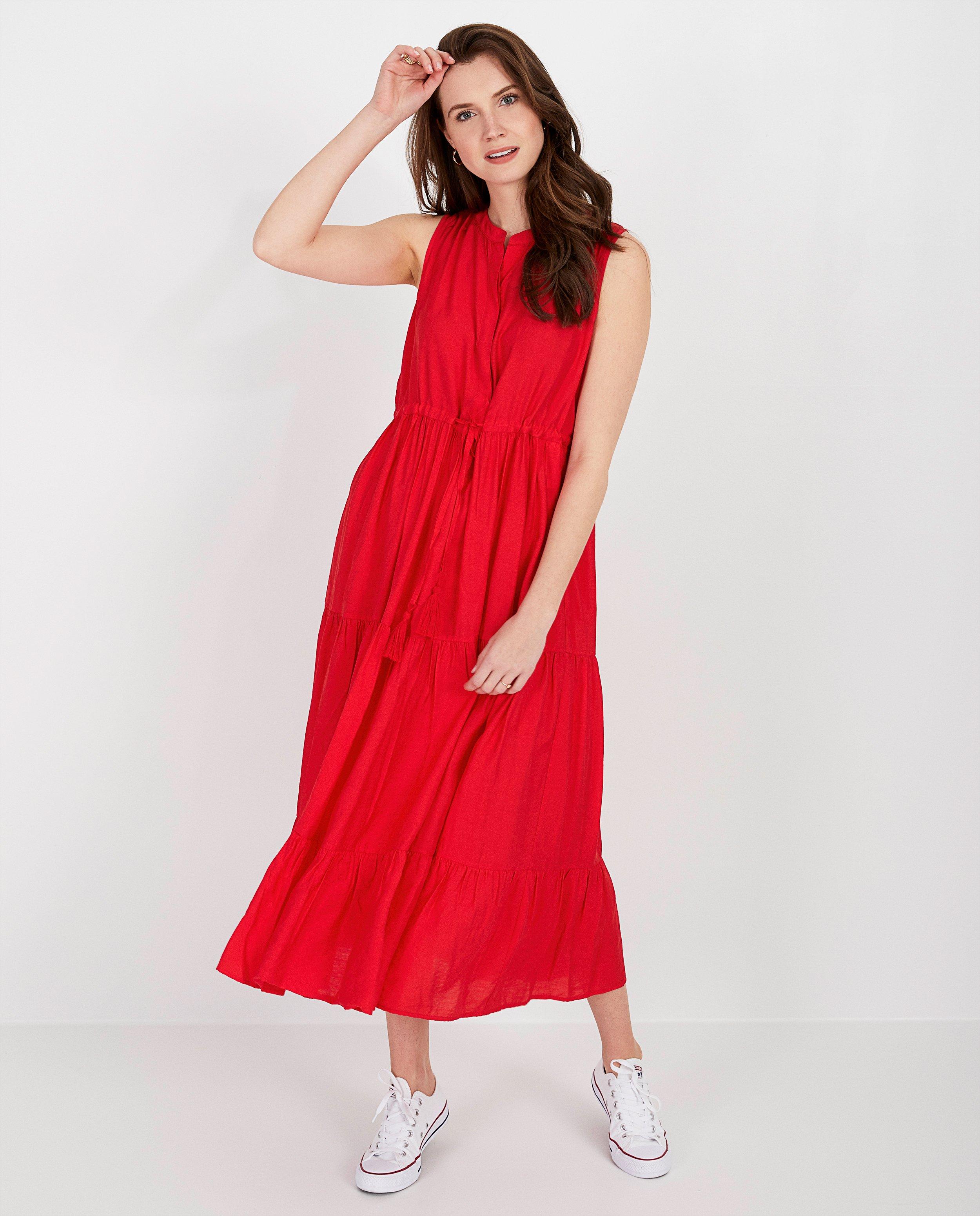 Robe rouge Sara De Paduwa - différents pans - Sara de Paduwa