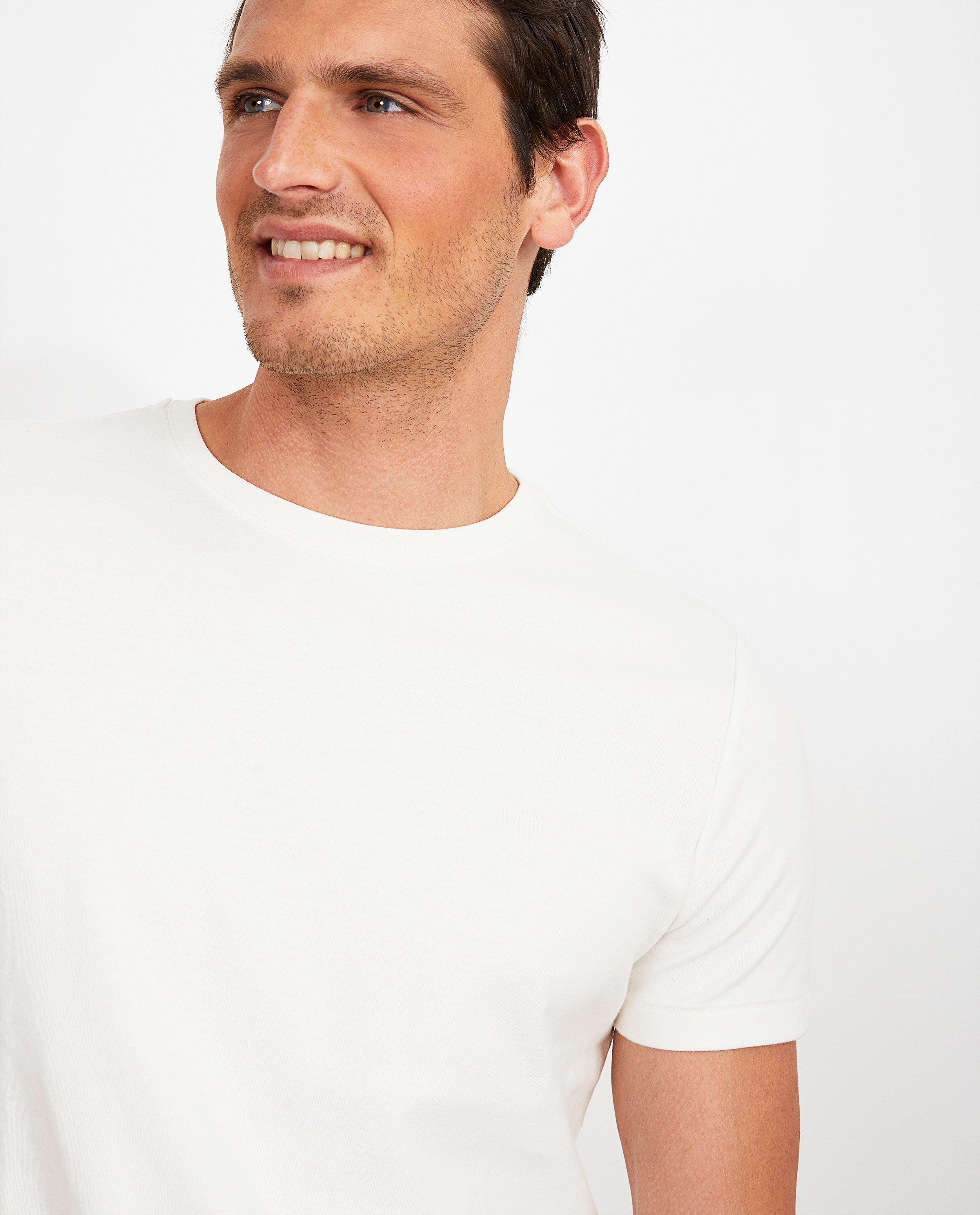 T-shirts - 