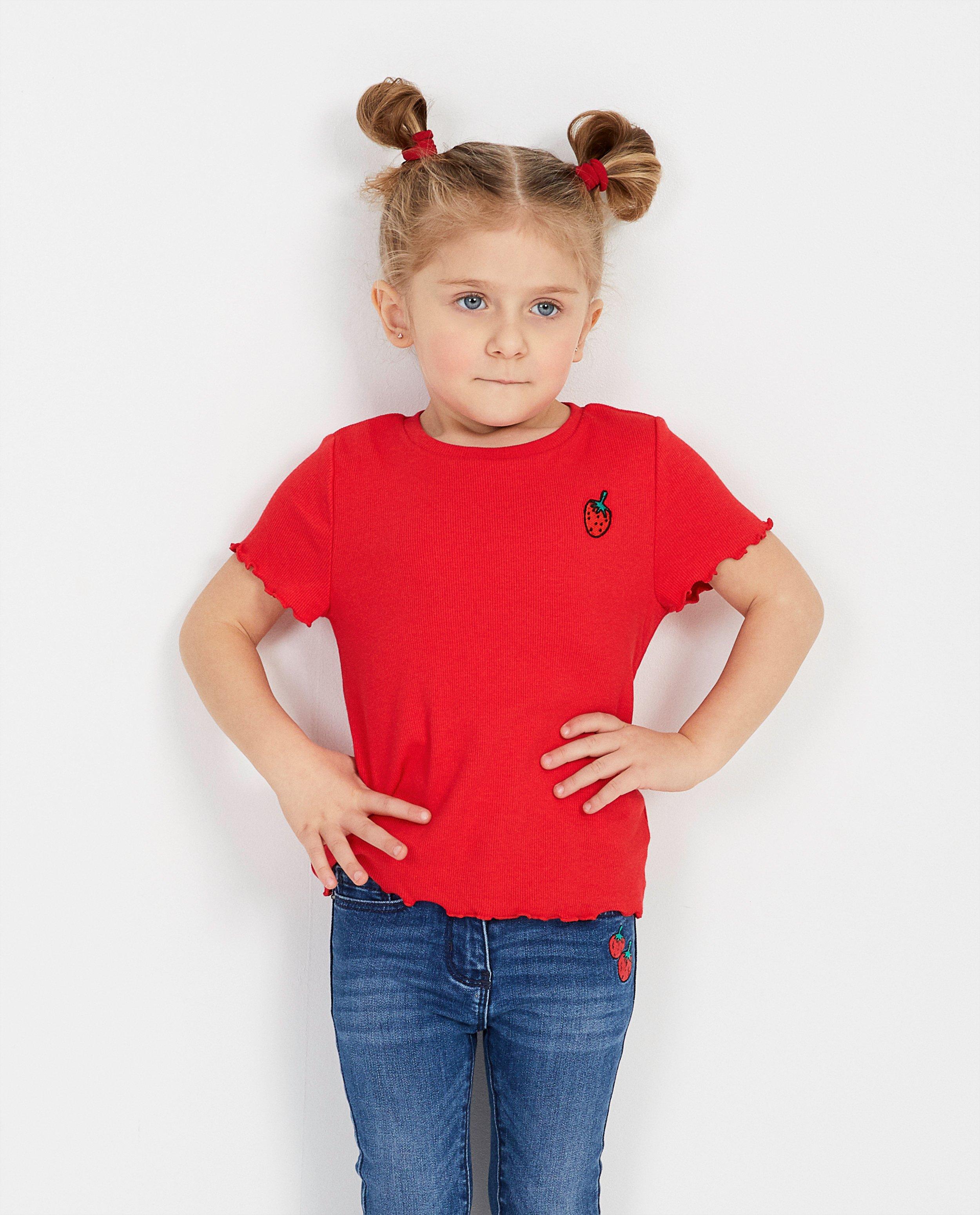 T-shirts - 