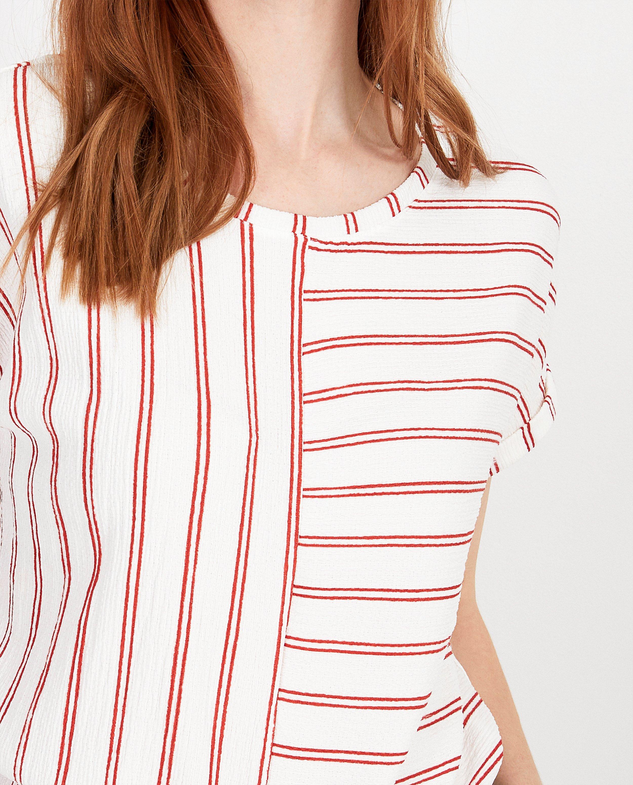 T-shirts - 