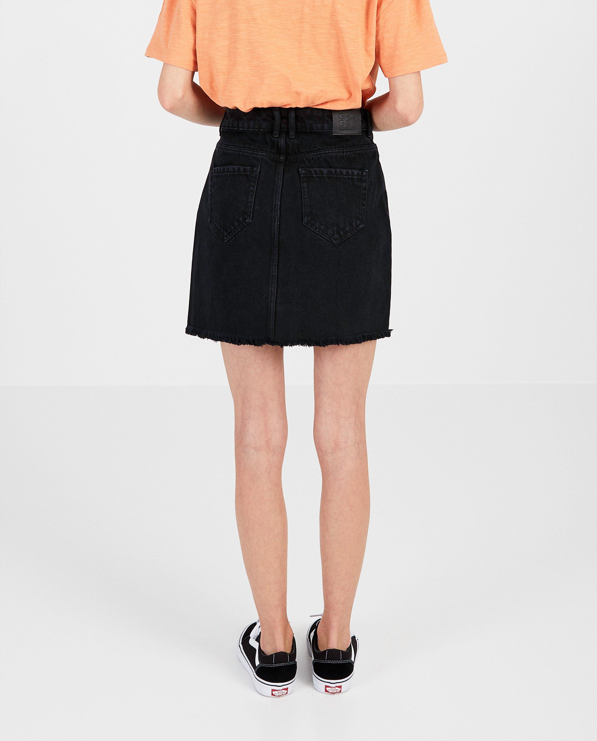 Zwarte jeansrok met rafels