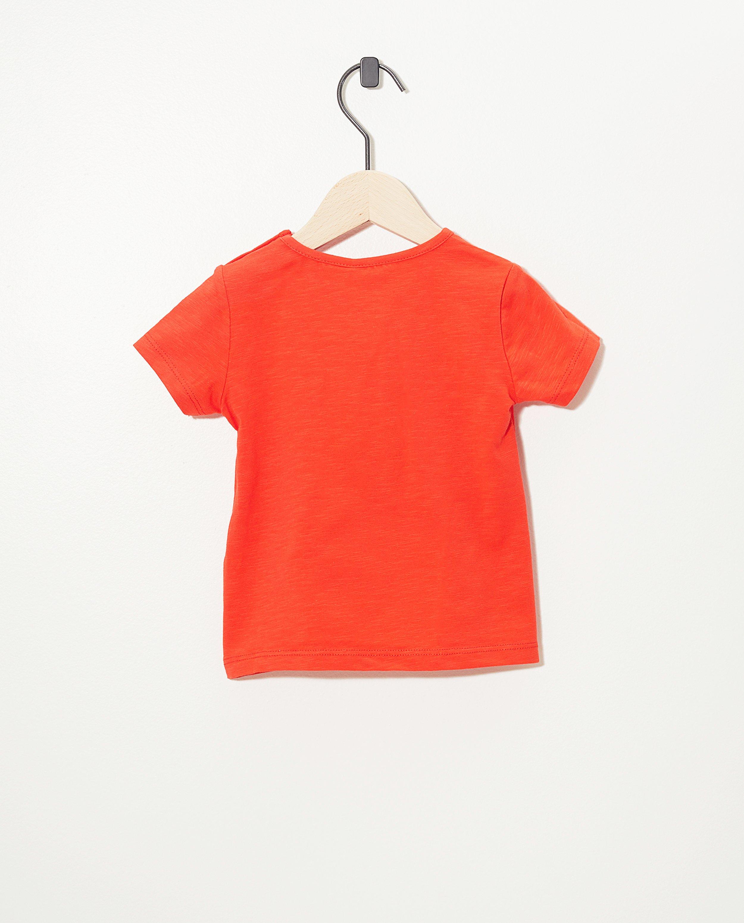 T-shirts - 